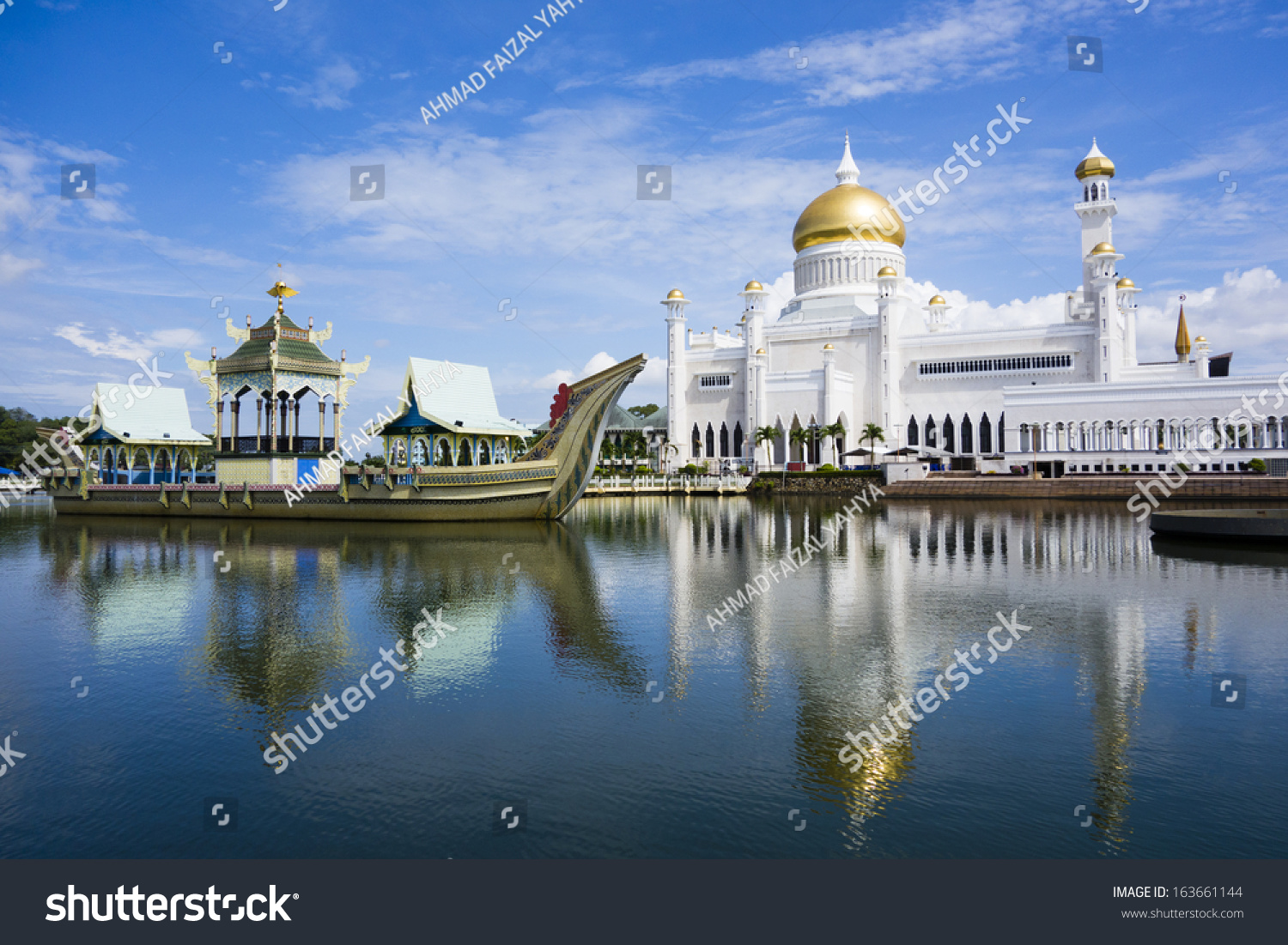 Bandar Seri Begawanbsb Bruneinov 4masjid Sultan Stock Photo 163661144 ...