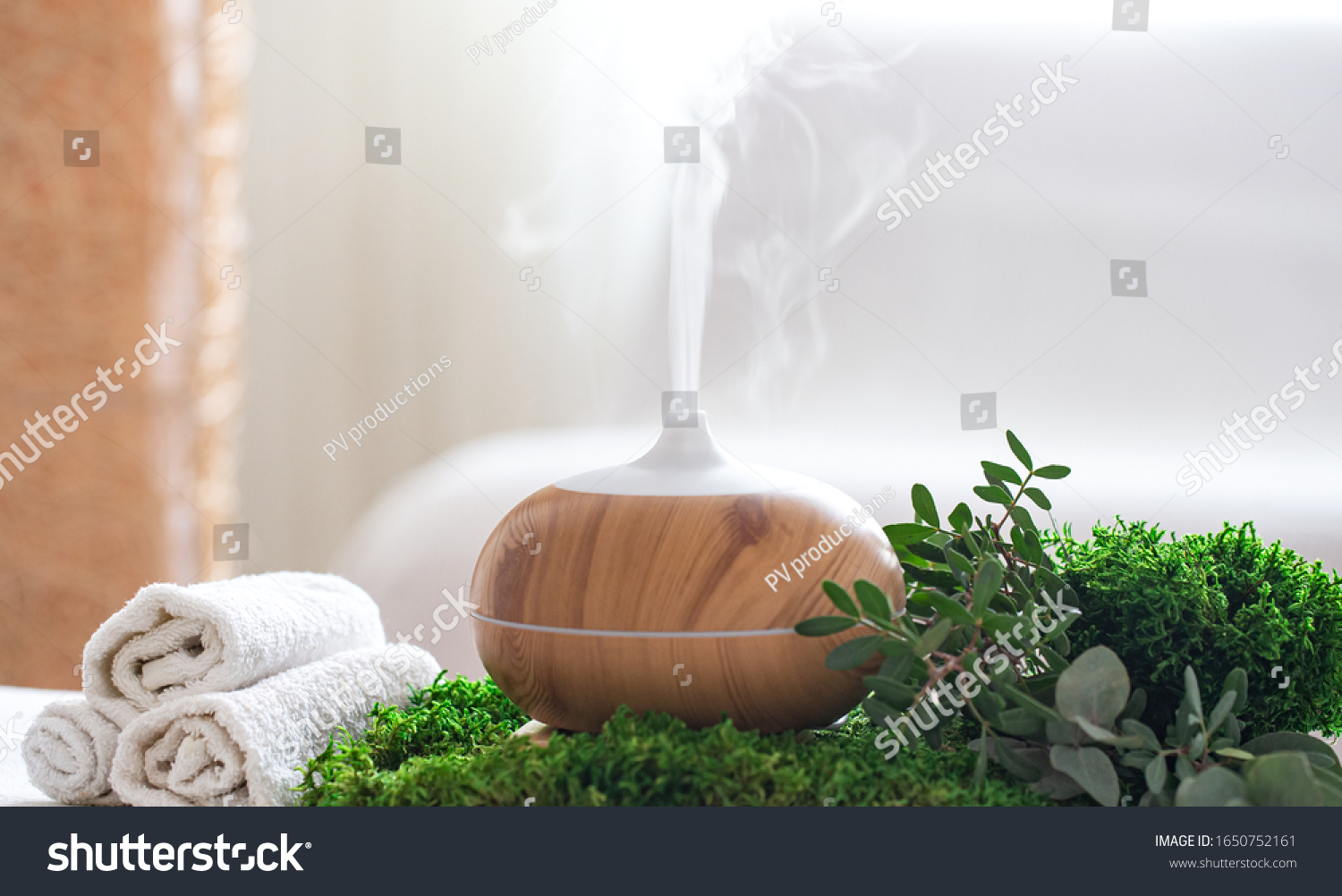 Stock Photo Spa Composition With The Aroma Of A Modern Oil Diffuser With Body Care Products Twisted White 1650752161 