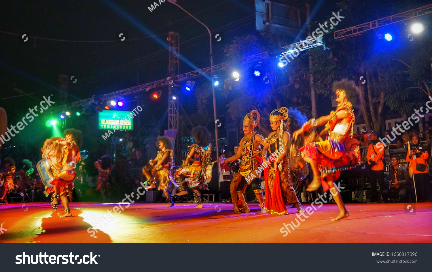 Karnaval Budaya Jawa Javanese Traditional Costume Stock Photo ...