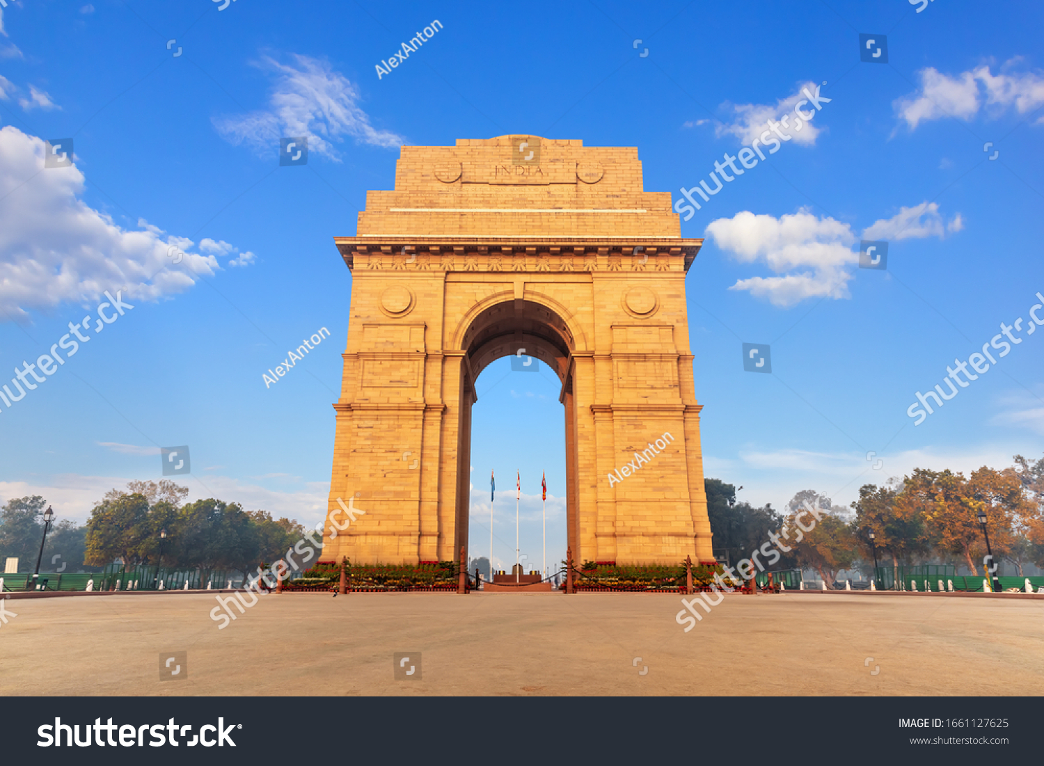 famous-india-gate-landmark-delhi-india-stock-photo-1661127625