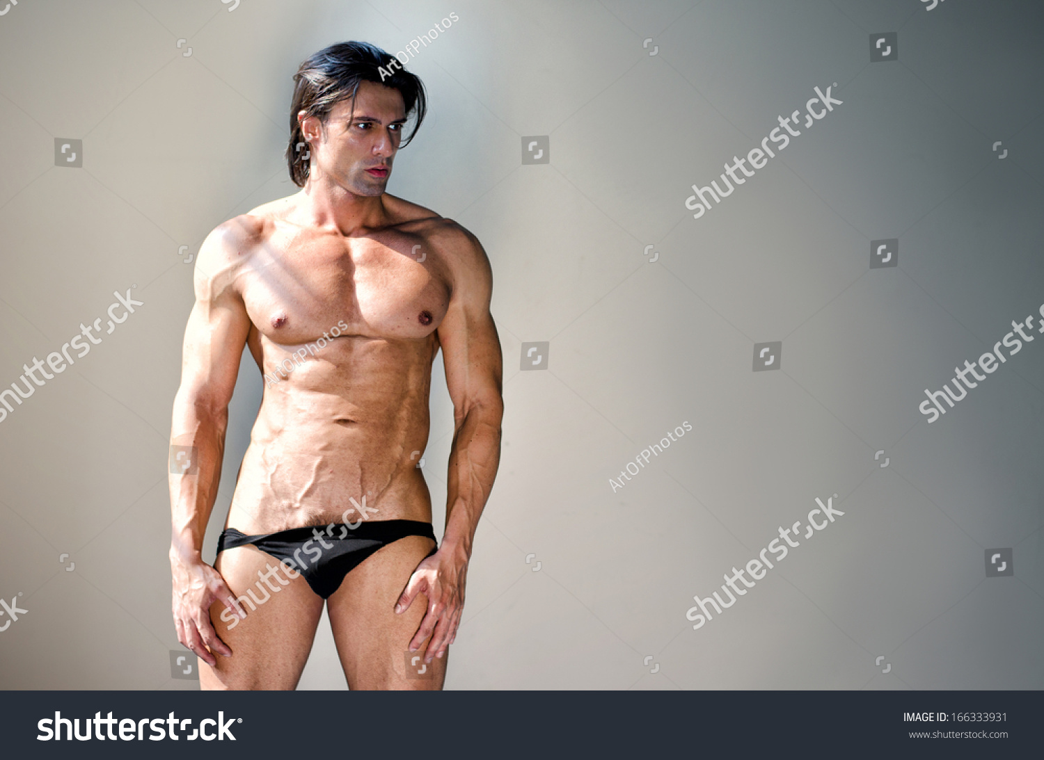 Muscular Male Bodybuilder Nearly Naked Underwear: foto stock (editar agora)...