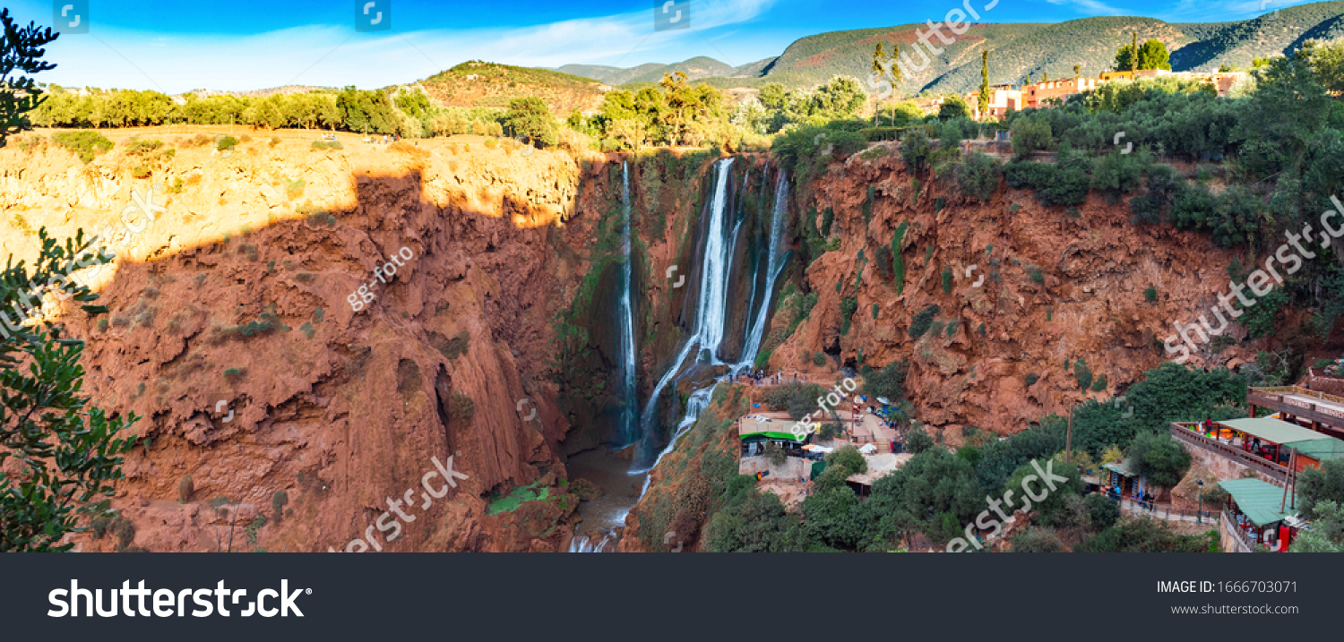 Ouzoud Waterfalls Grand Atlas Village Tanaghmeilt Stock Photo ...