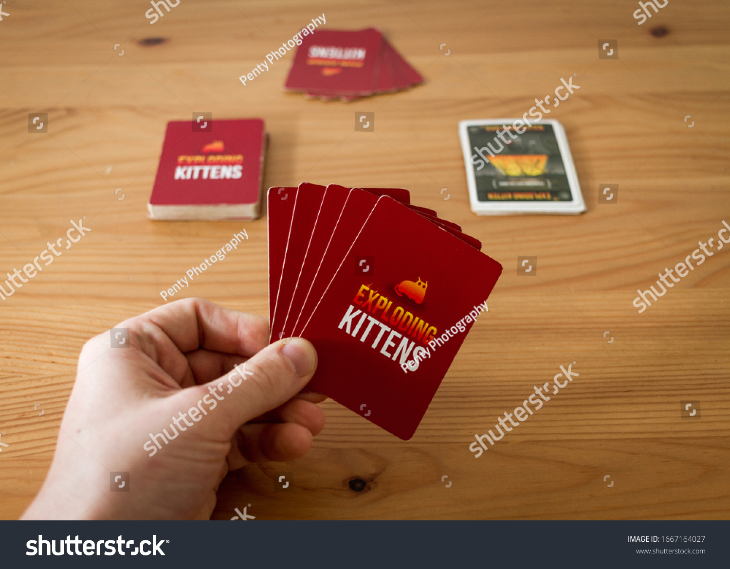 36,480 Kitten Game Images, Stock Photos & Vectors | Shutterstock