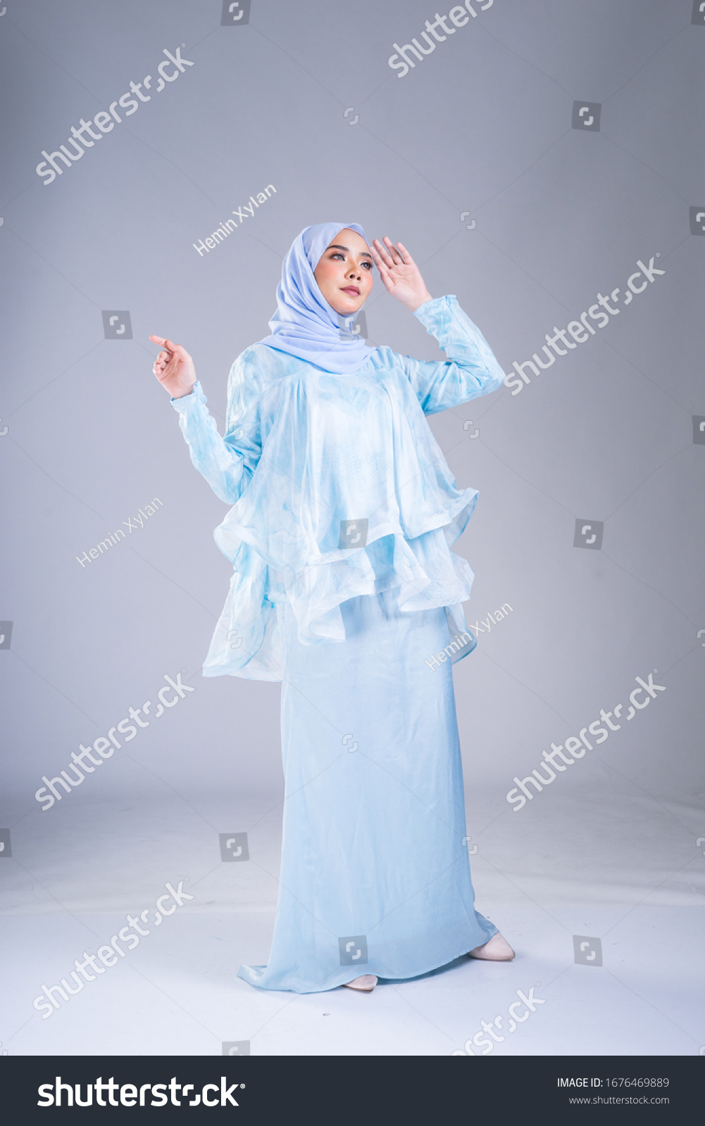 Full Length Portrait Beautiful Female Model Stock Photo 1676469889 Shutterstock Full Length Portrait Beautiful Female Model Stock Photo 1676469889 Shutterstock