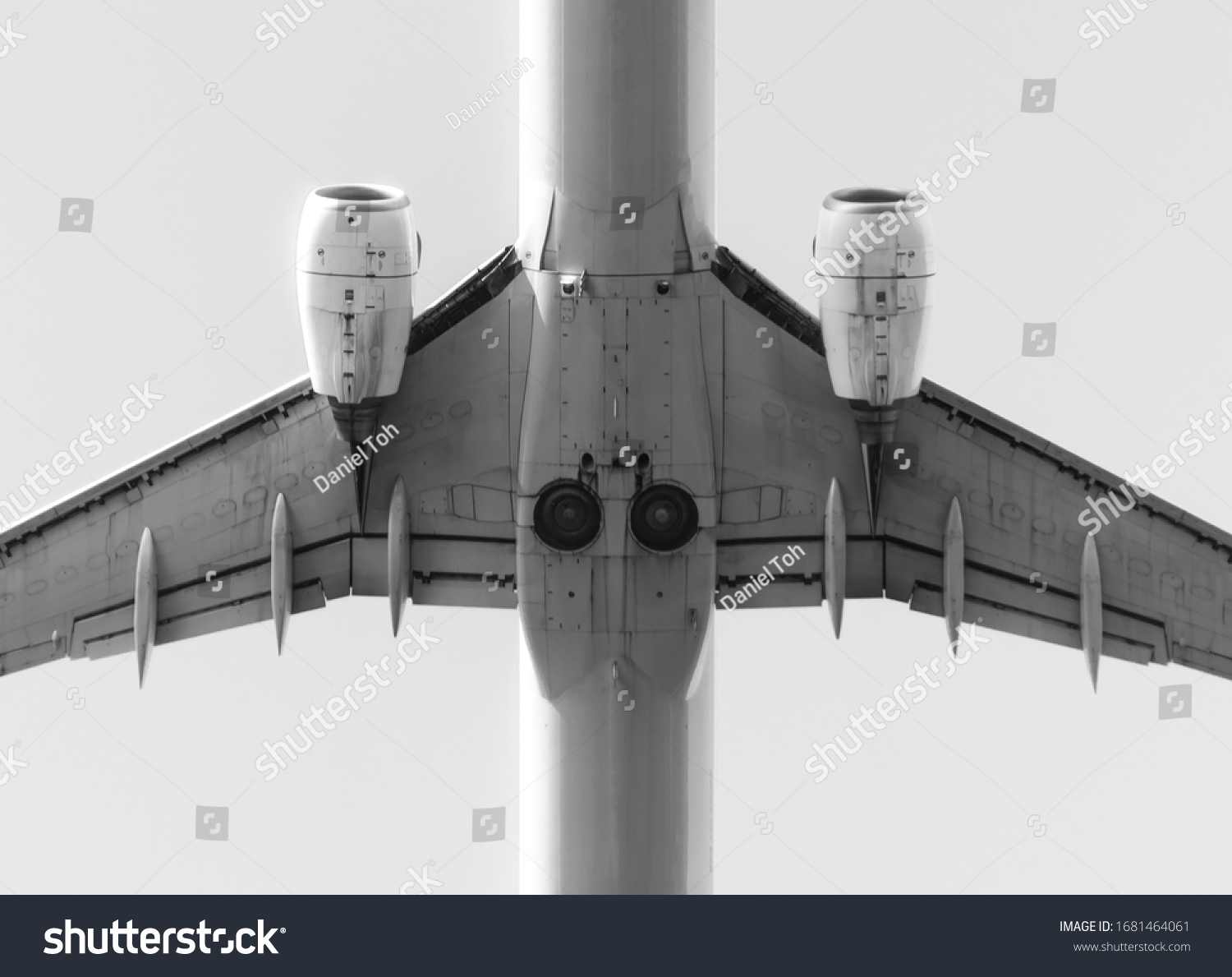 Undercarriage Plane Taking Off Adelaide Australia Stock Photo ...