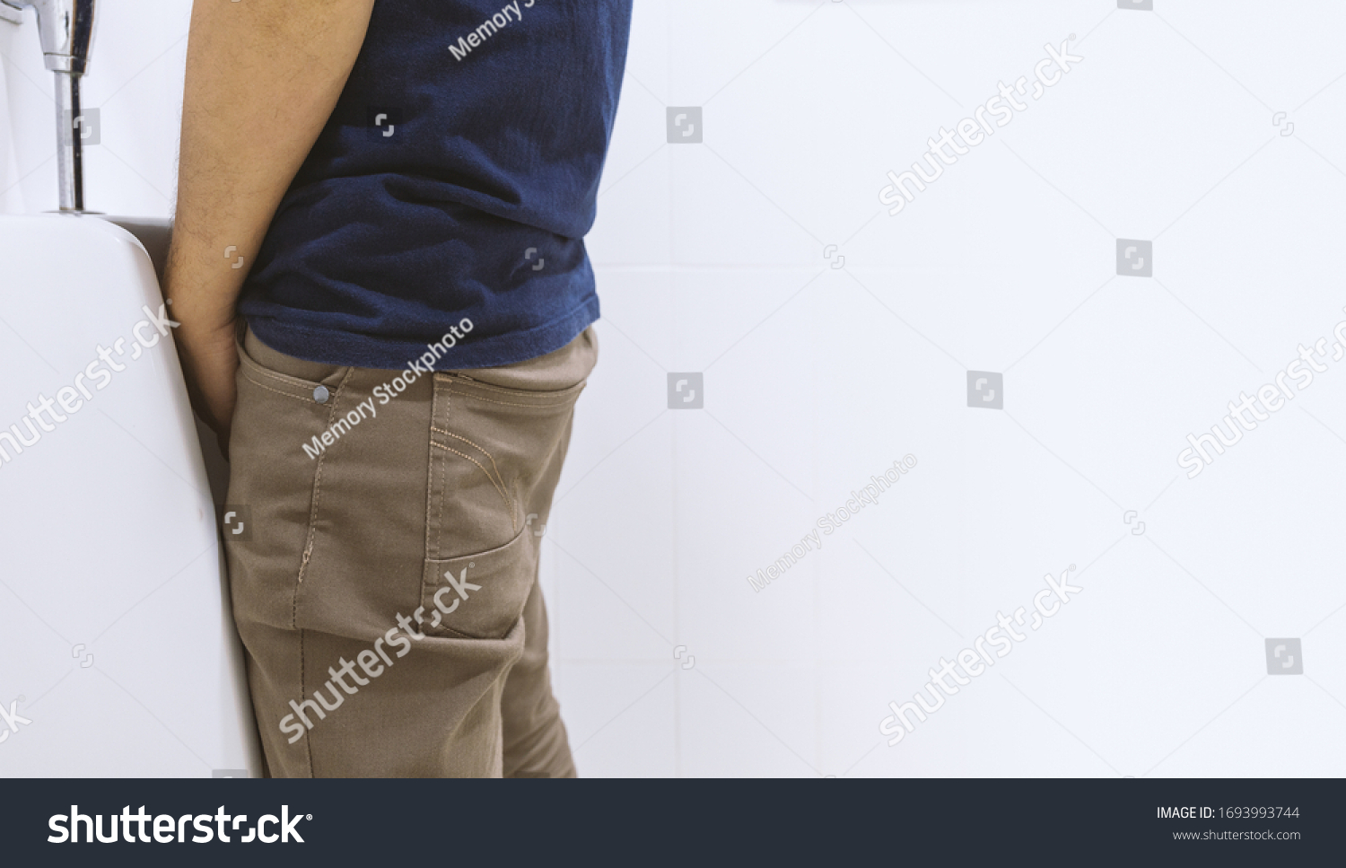 Man Peeing Toilet Bowl Restroom Softfocus库存照片1693993744 Shutterstock 