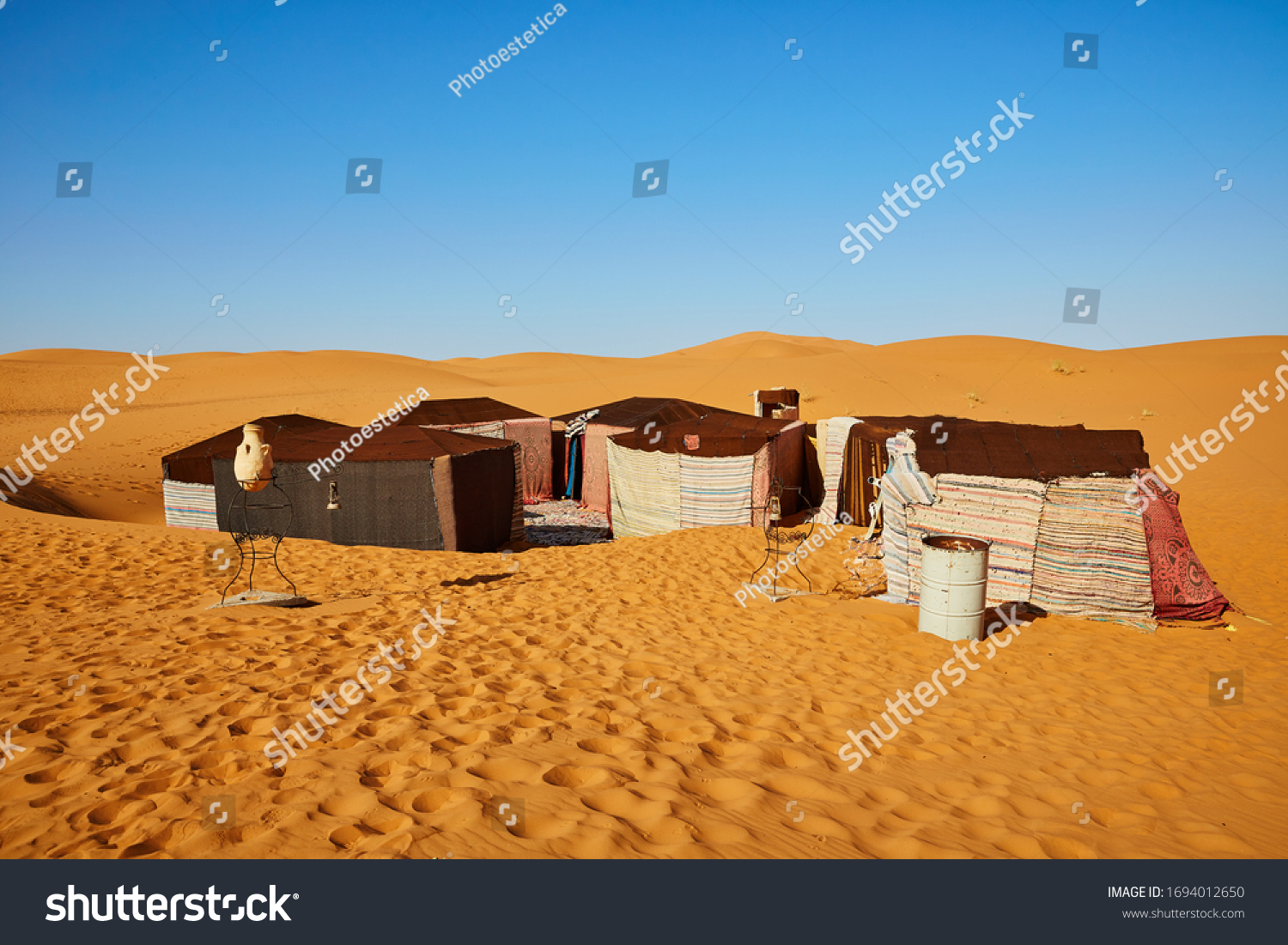 41 Camel Treck Images, Stock Photos & Vectors | Shutterstock