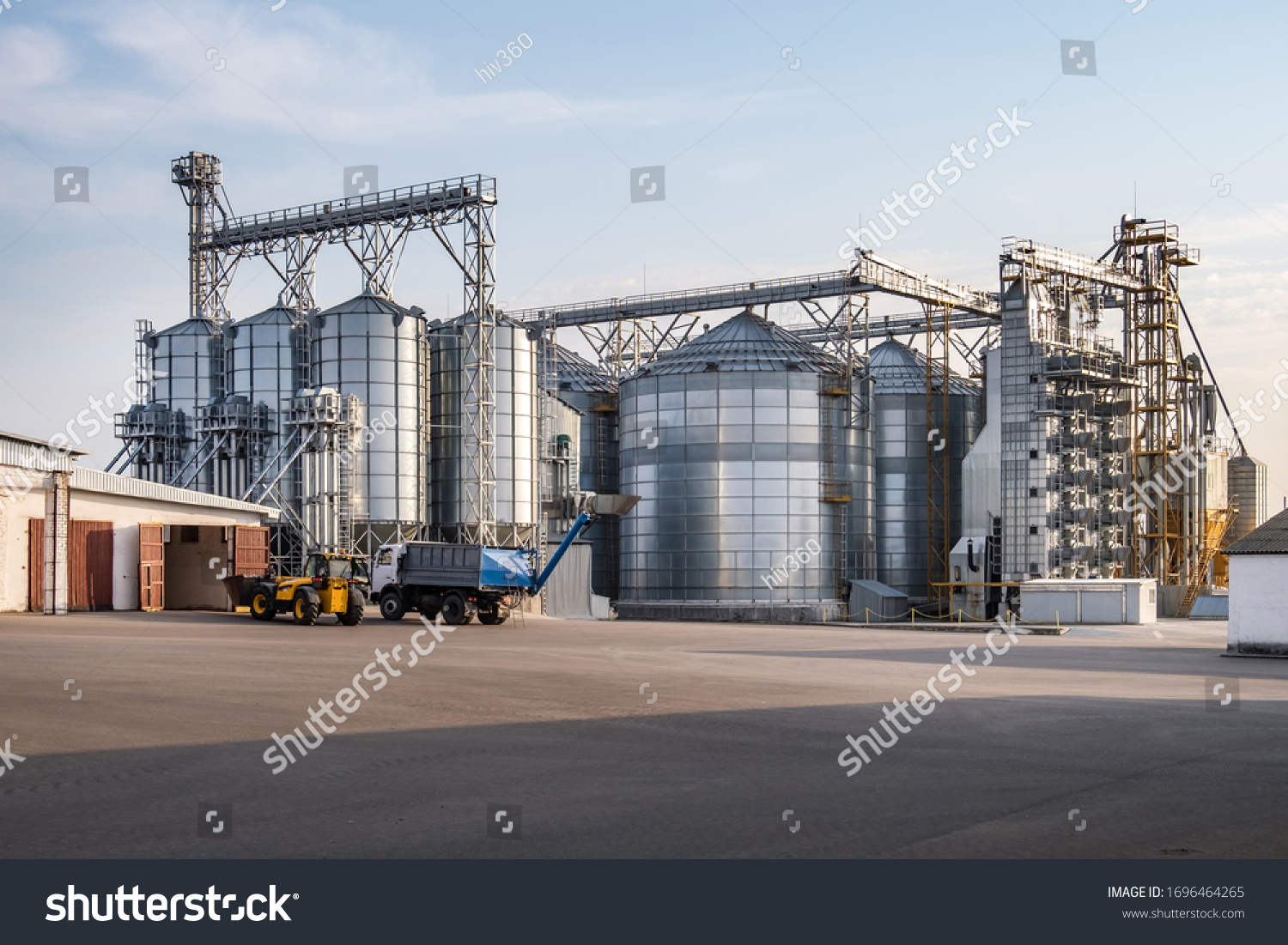 3,487 Grain Storehouse Images, Stock Photos & Vectors | Shutterstock