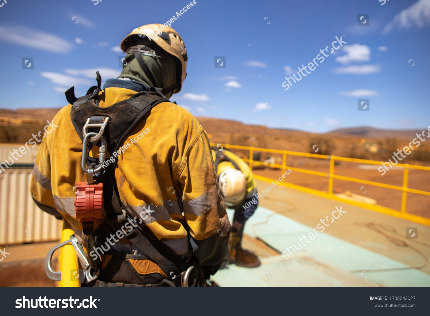 safety-trained-supervisor-using-defocused-inertia-stock-photo