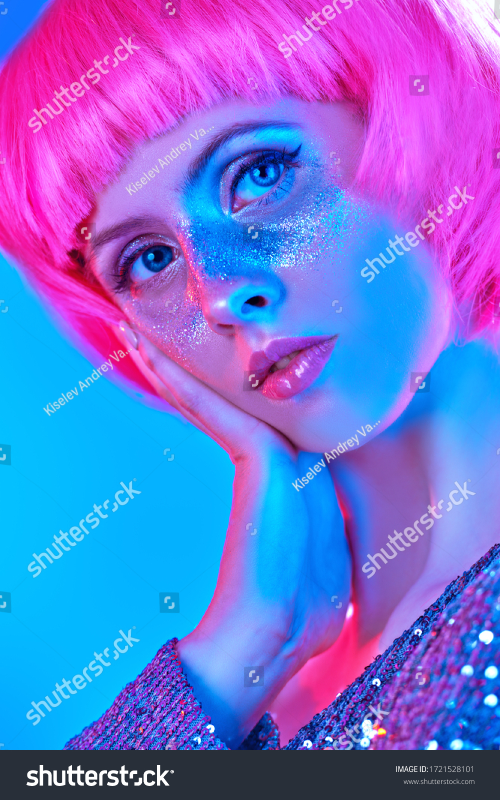 Beauty Makeup Cosmetics Concept Portrait Attractive Stock Photo 1721528101 Shutterstock Beauty Makeup Cosmetics Concept Portrait Attractive Stock Photo 1721528101 Shutterstock