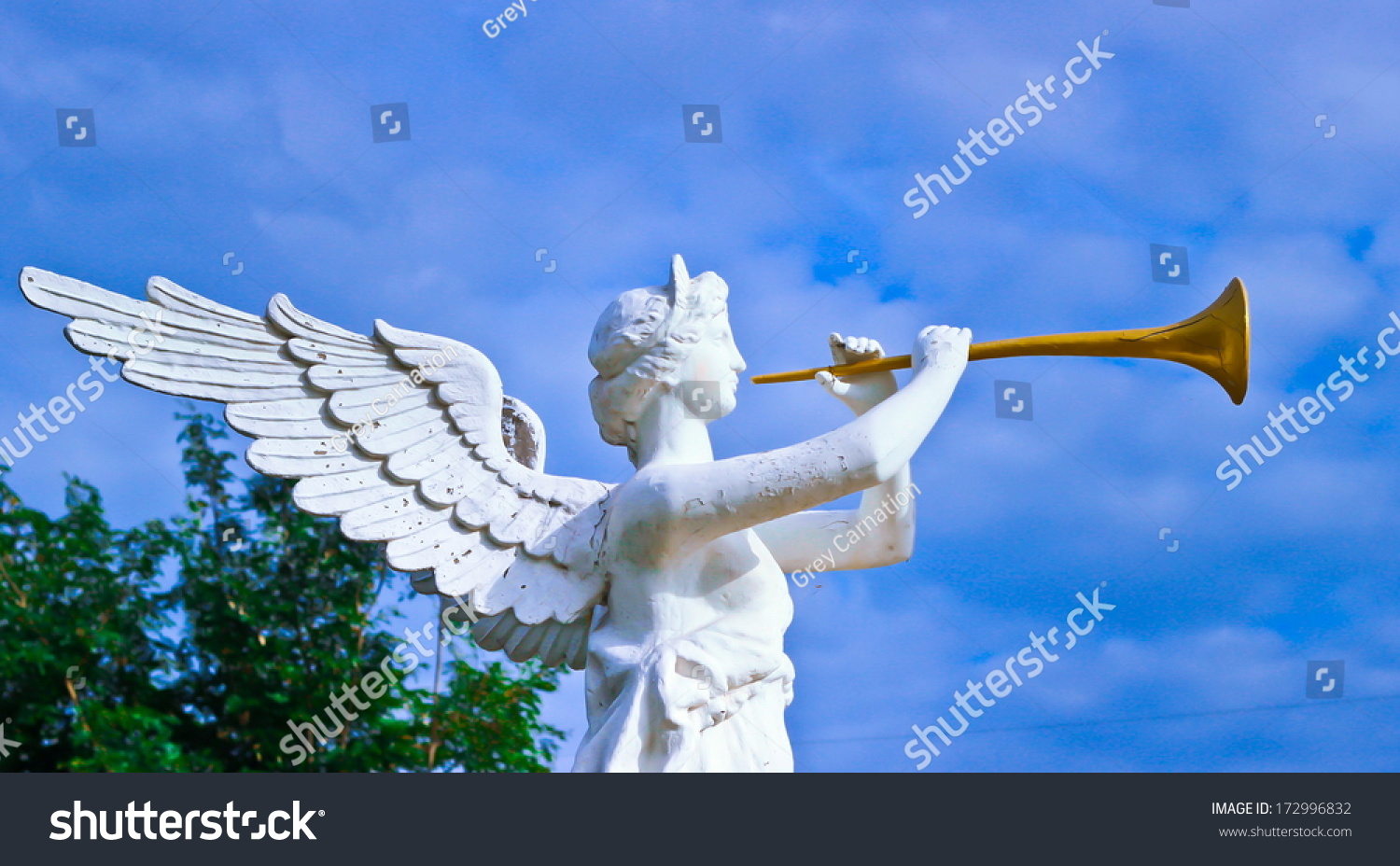 Trumpeting Golden Music Angel Statue Detail Stock Photo 172996832 ...