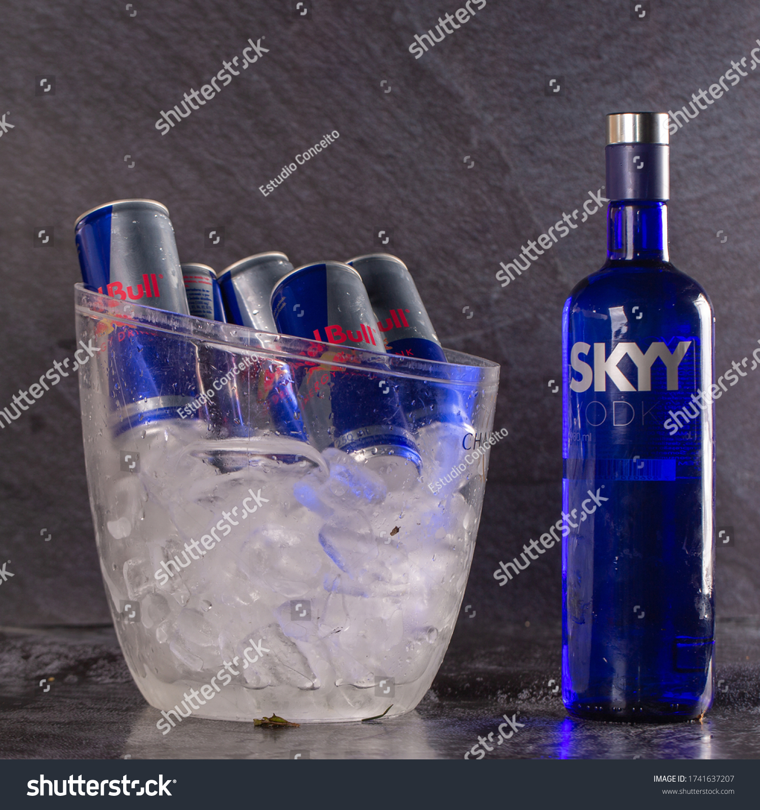 skyy vodka bottle