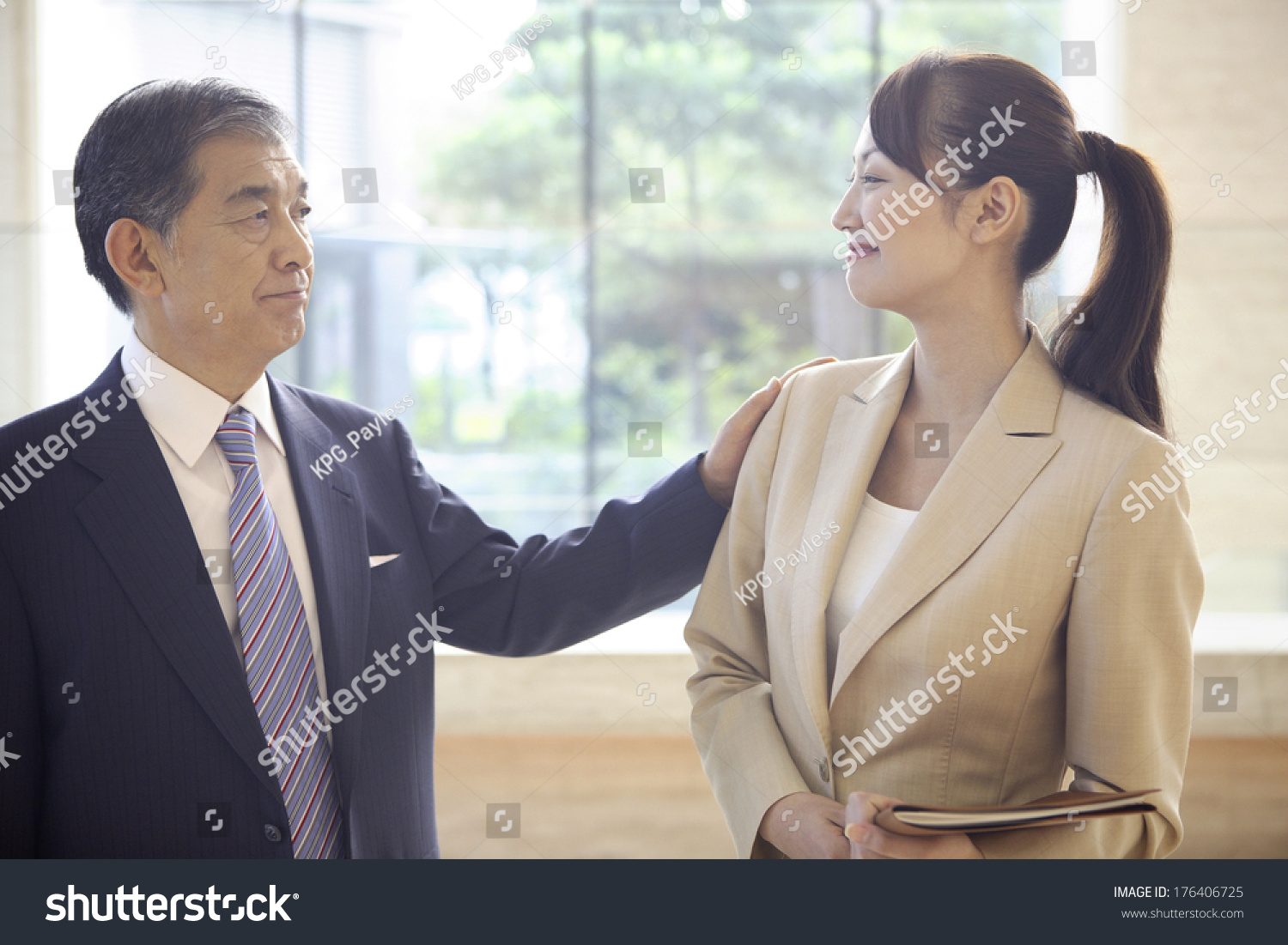 Japanese Ceo Tapping Shoulder Secretary Stock Photo 176406725 