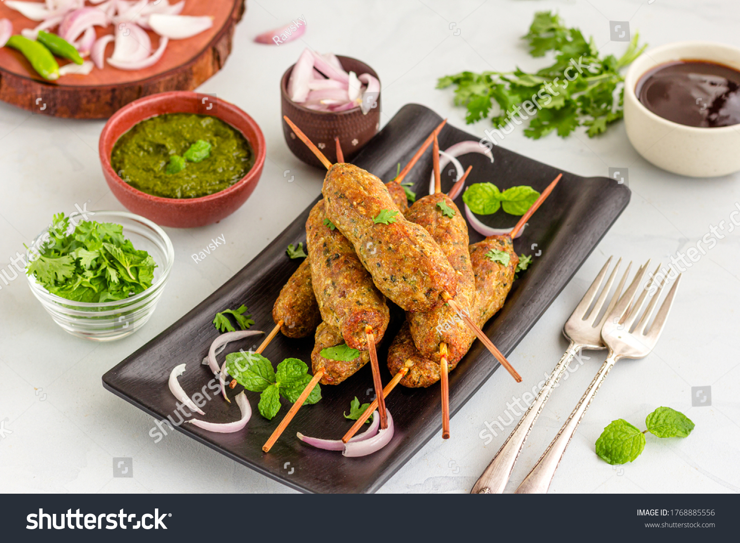 127 Chicken Seek Kebabs Images, Stock Photos & Vectors | Shutterstock