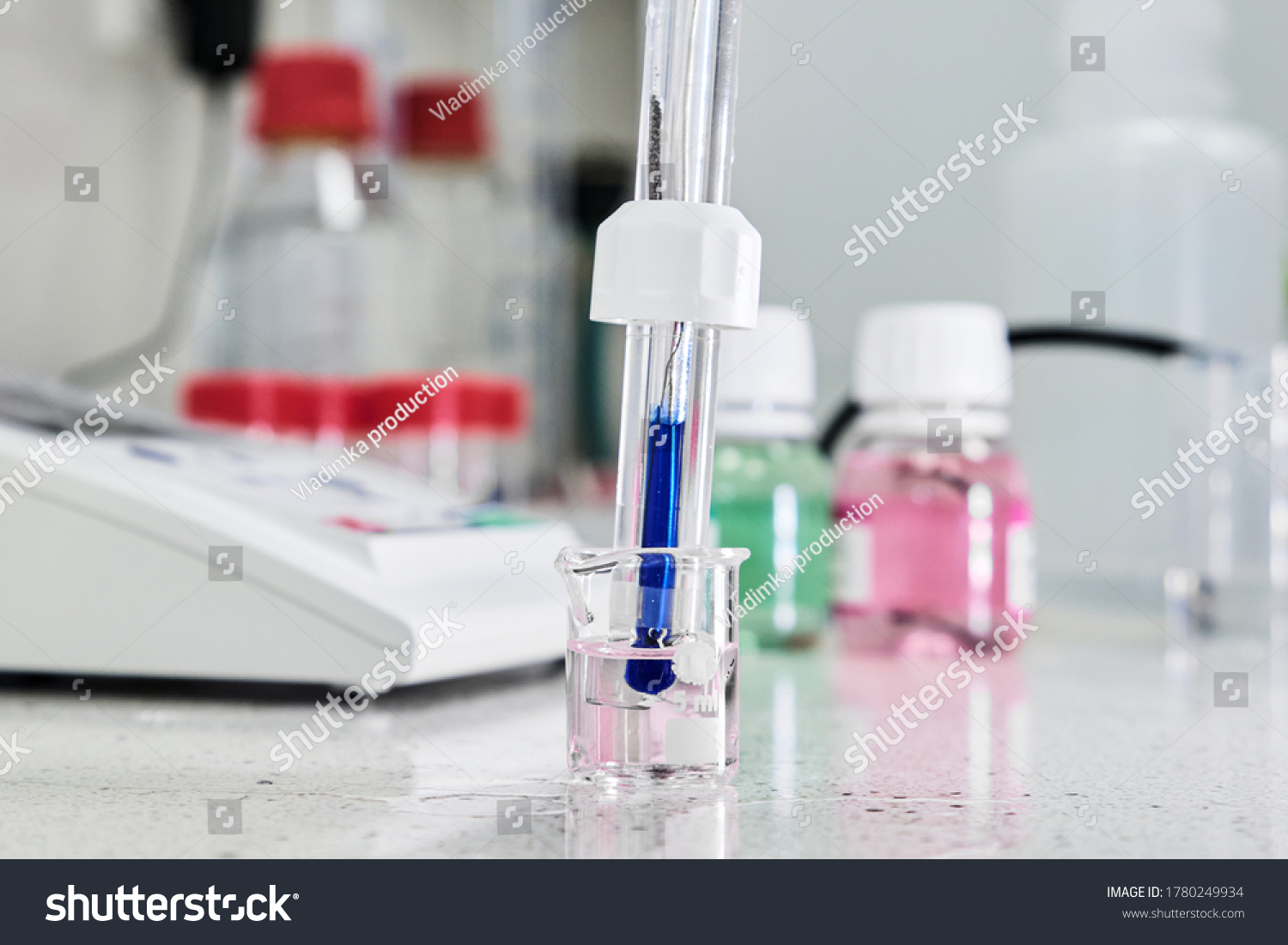 Ph Meter Glass Electrode Measuring Alkalinity Stock Photo 1780249934 ...