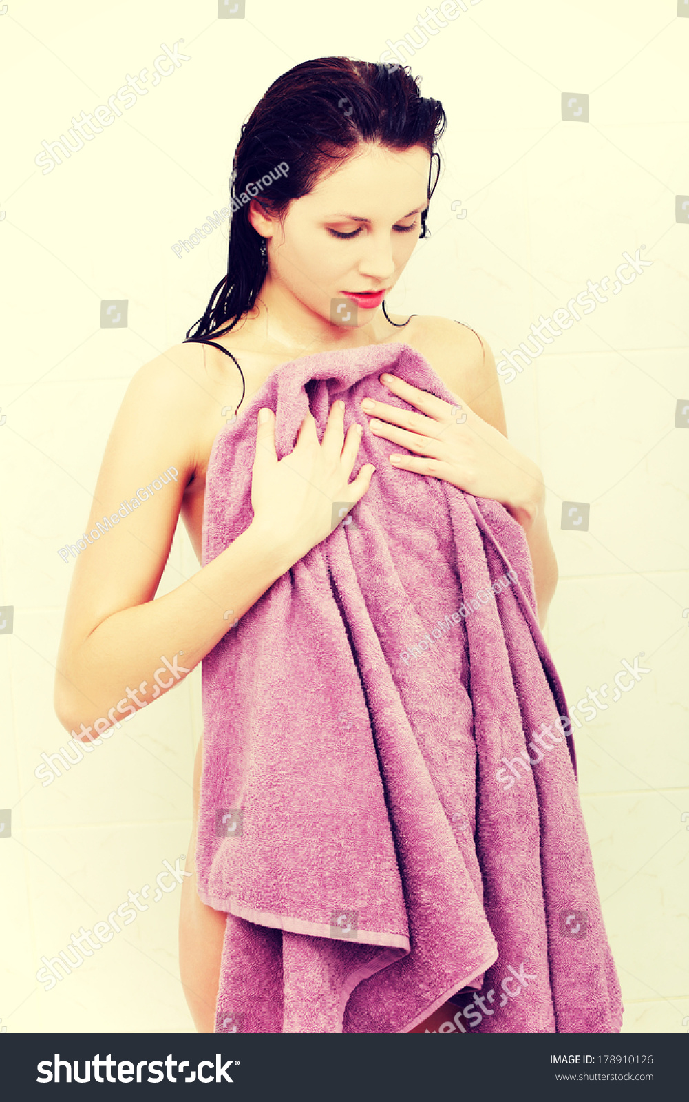 Front View Naked Woman Wiping Her Stock Photo Shutterstock