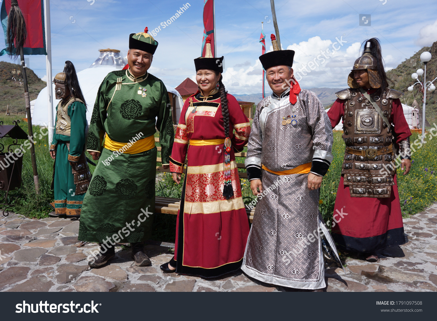 Национальная Одежда Тувинцев