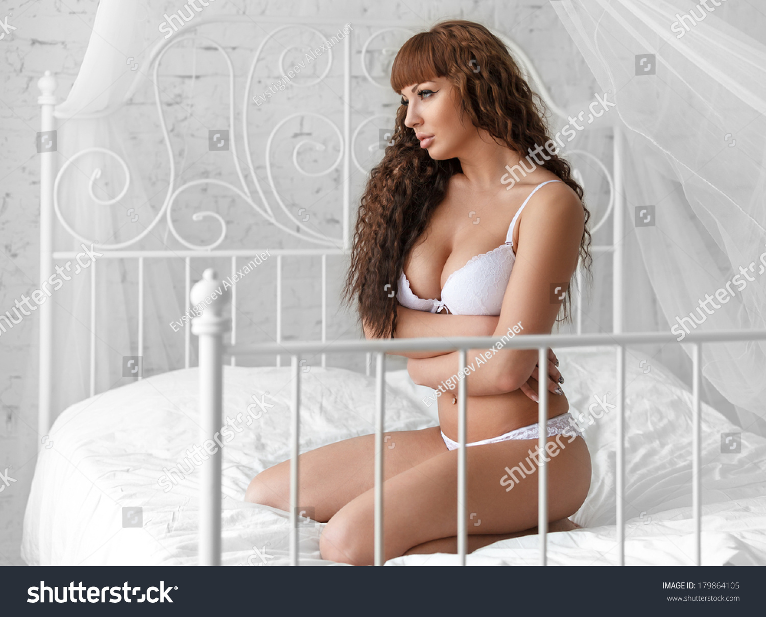 Sexual Woman Lying Naked Bed Stock Photo Shutterstock
