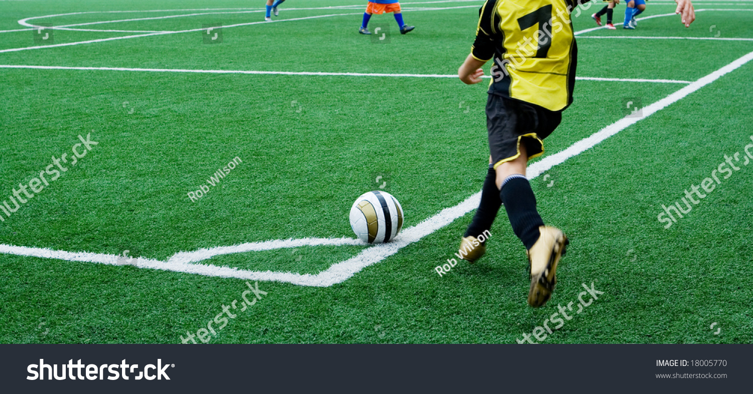 Young Soccer Player Corner Kick Stock Photo 18005770 | Shutterstock