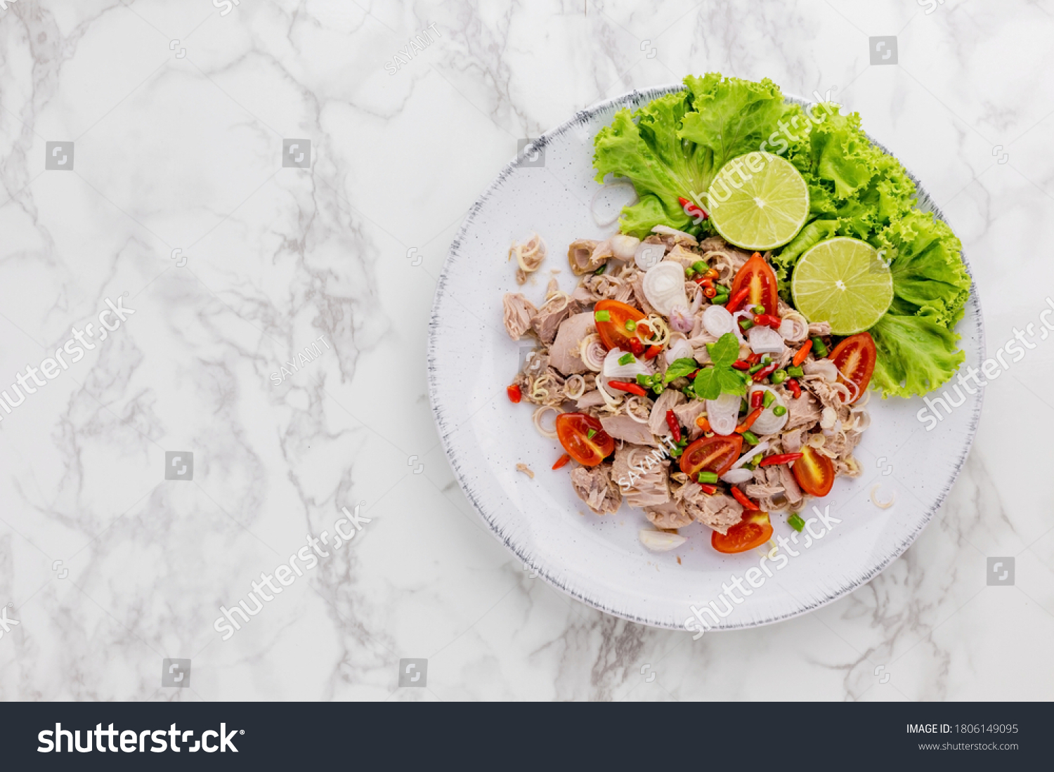 5,035 Tuna Spicy Salad Images, Stock Photos & Vectors | Shutterstock