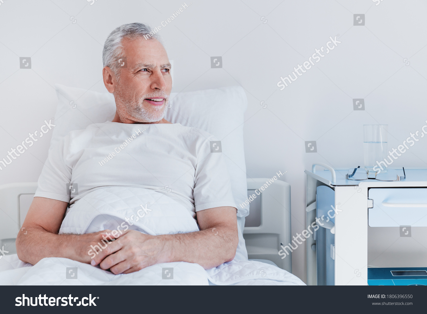 7,091 Senior Patient Bed Happy Images, Stock Photos & Vectors ...