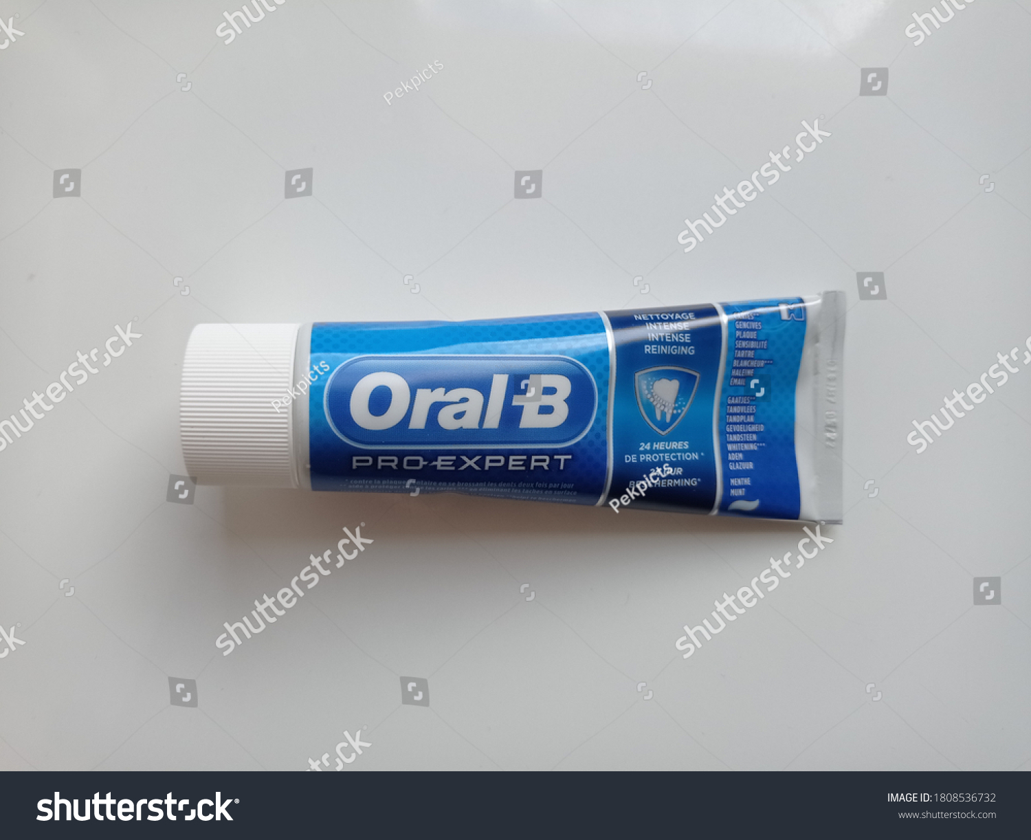 oral b mini toothpaste