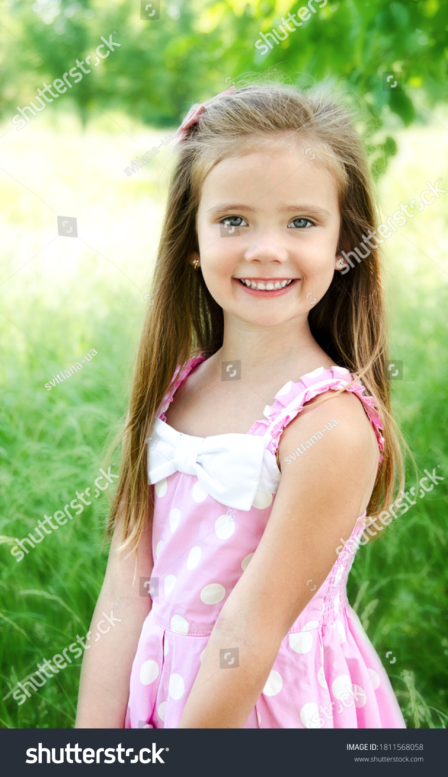 Portrait Adorable Smiling Little Girl Child Stock Photo 1811568058 ...