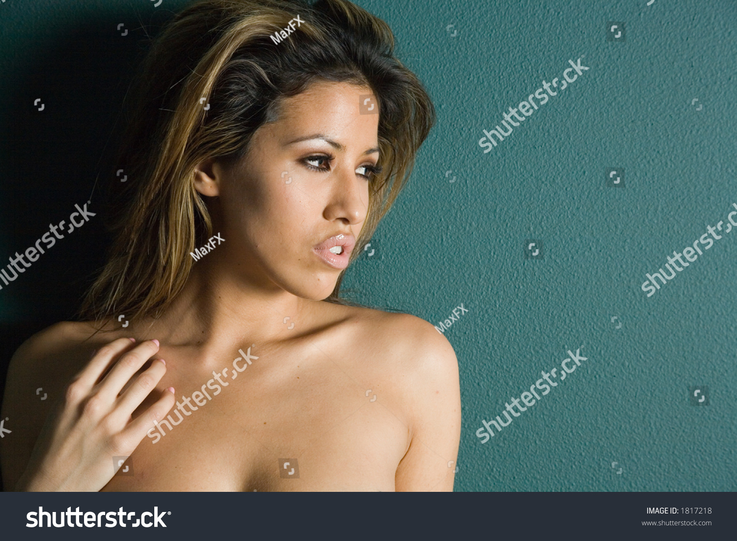 Hispanic Women Nude