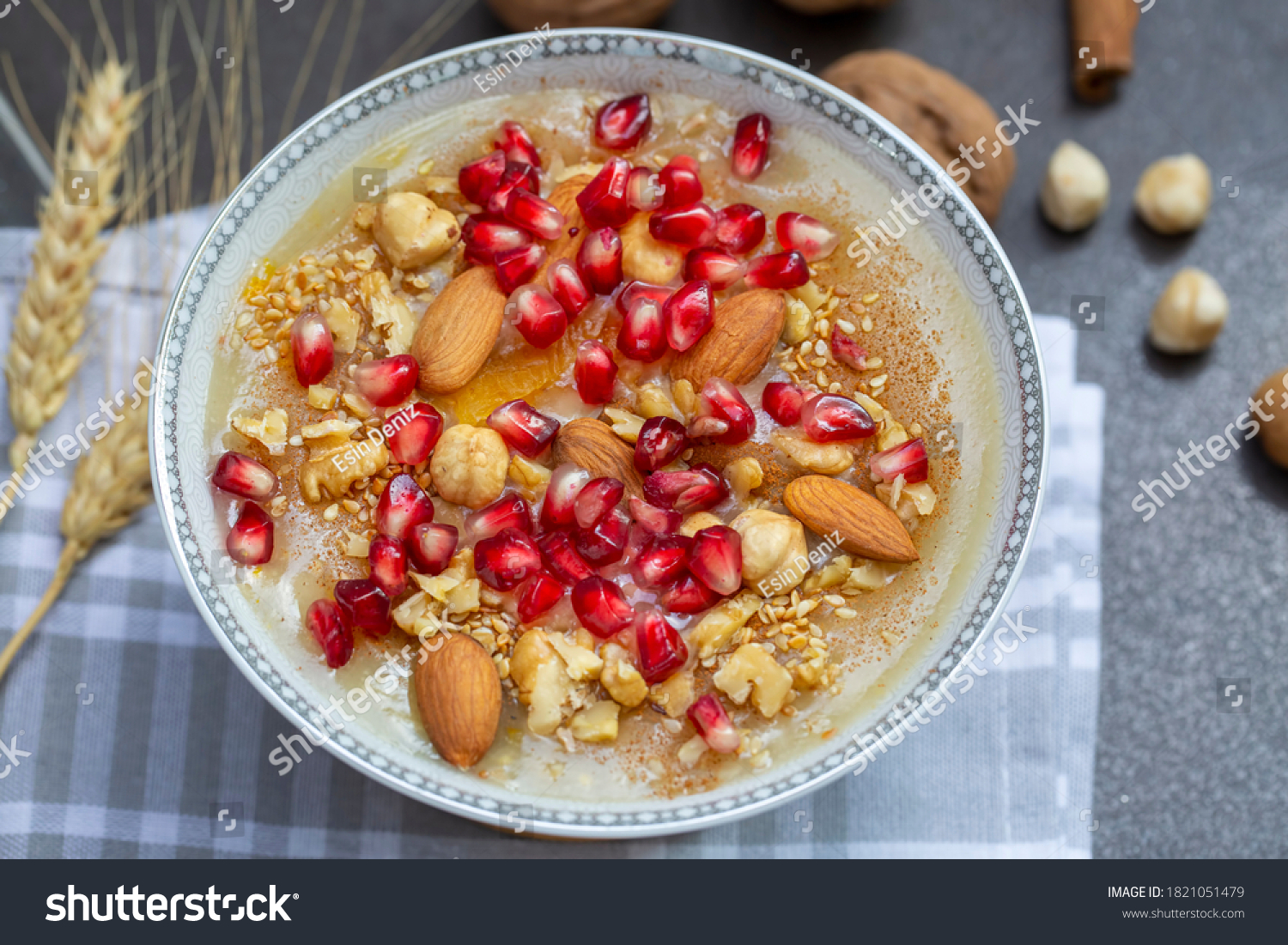 Traditional Delicious Turkish Dessert Ashura Asure Stok Fotoğrafı ...