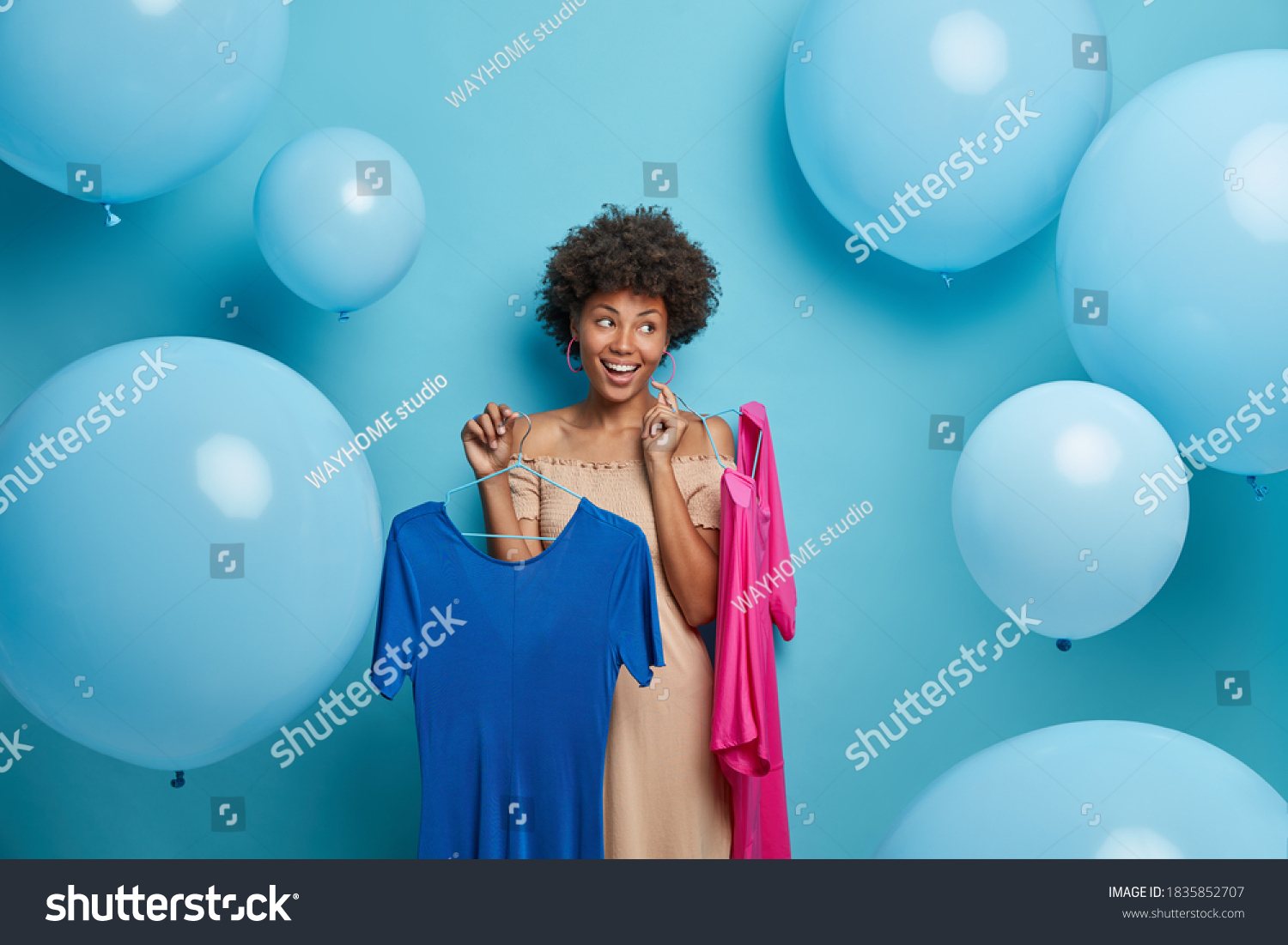 137-428-clothes-choosing-images-stock-photos-vectors-shutterstock