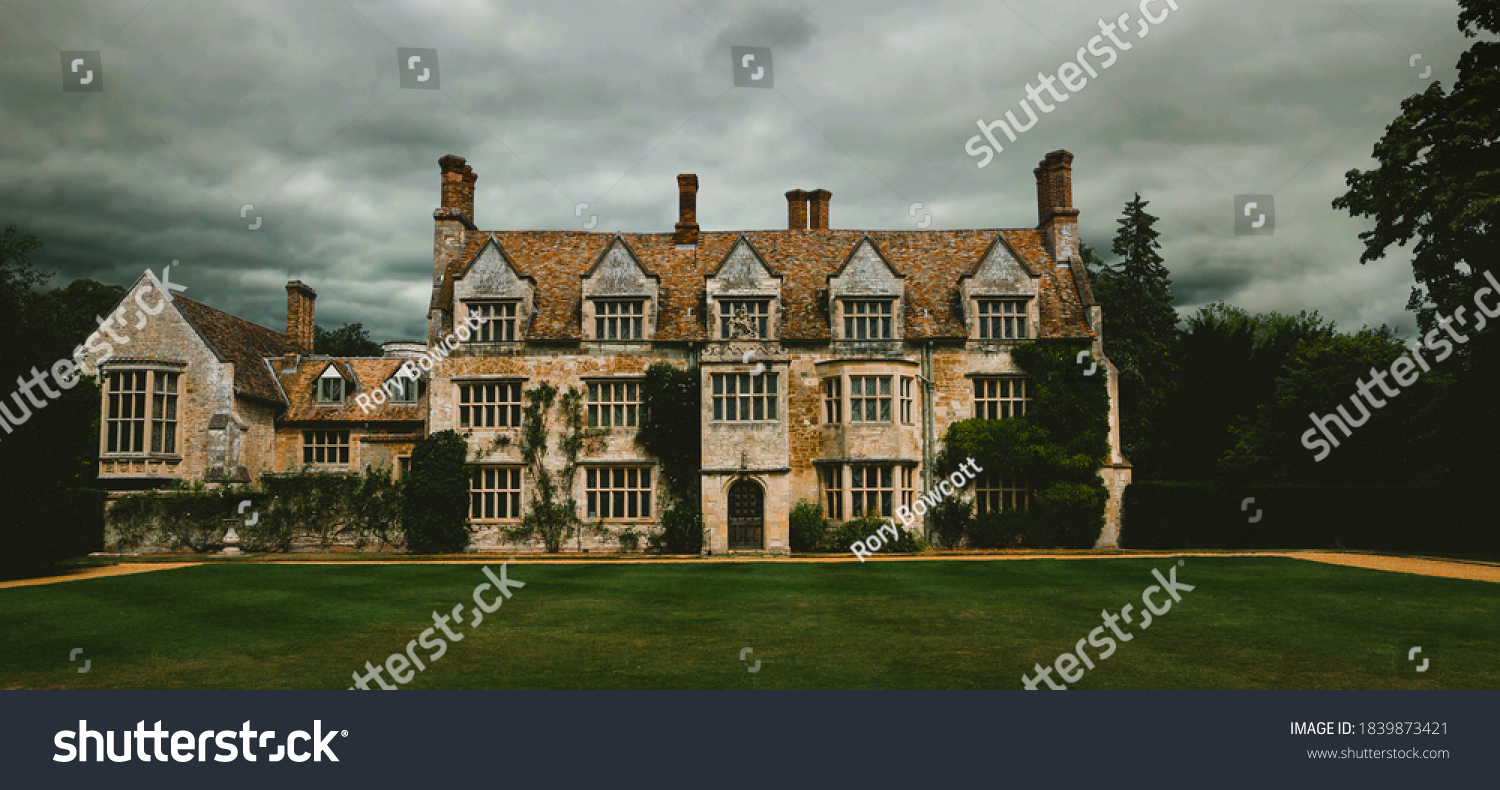 english manor style homes