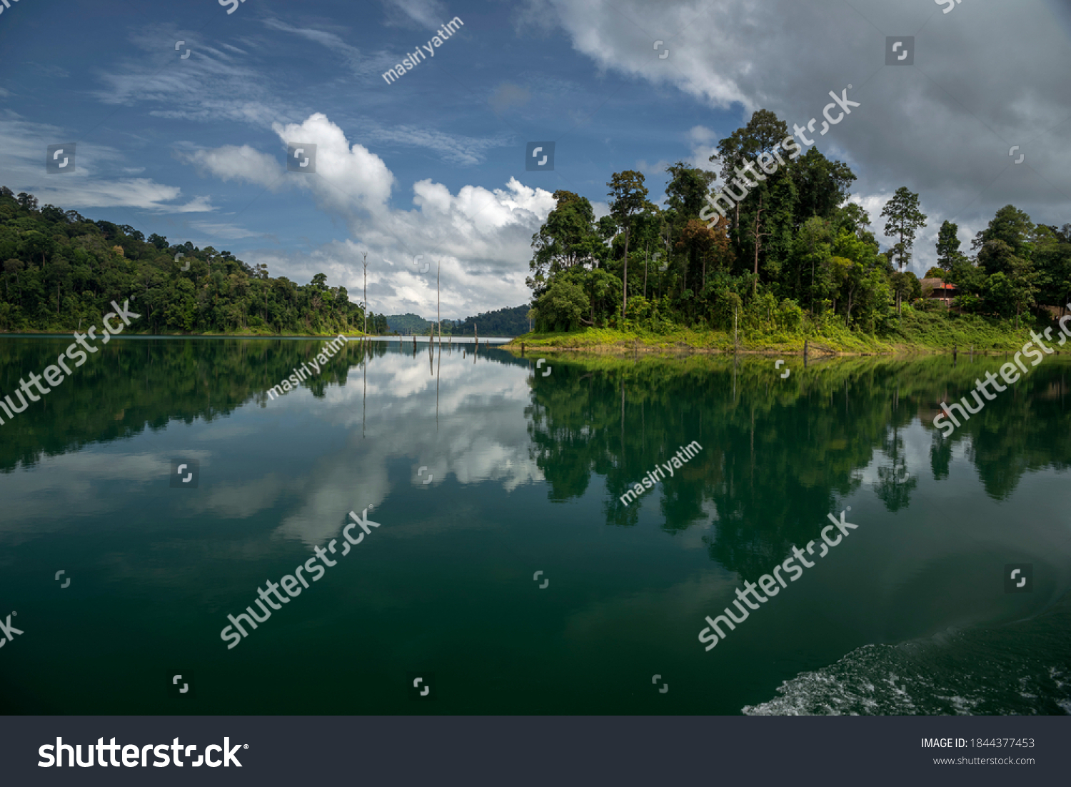 Tasik Kenyir Man Made Dam Located Stock Photo 1844377453 | Shutterstock