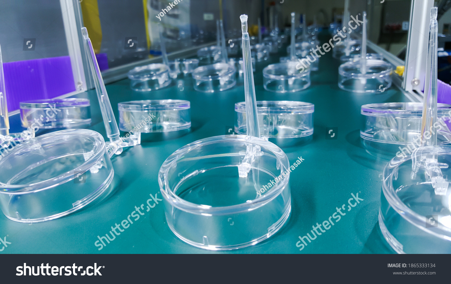 Clear Plastic Bottle Caps Workplace Injection Stock Photo 1865333134 ...