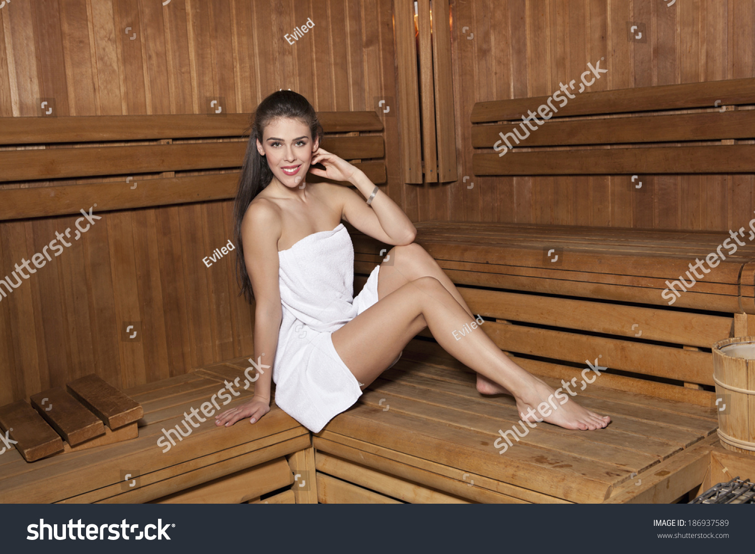 фото голая девочка в бани фото 21