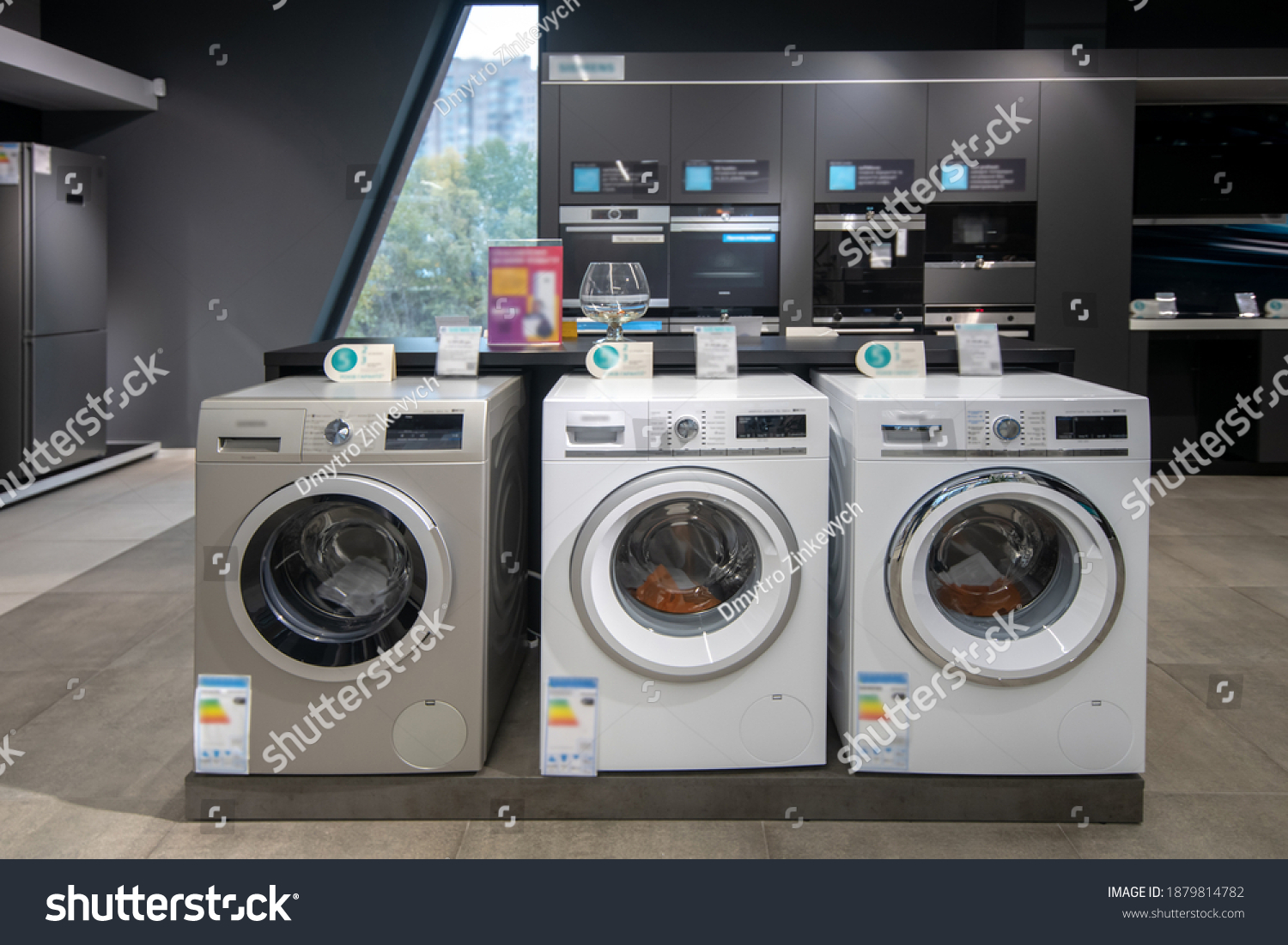 Washing Machine Picture New Washing Machines Stock Photo 1879814782 ...