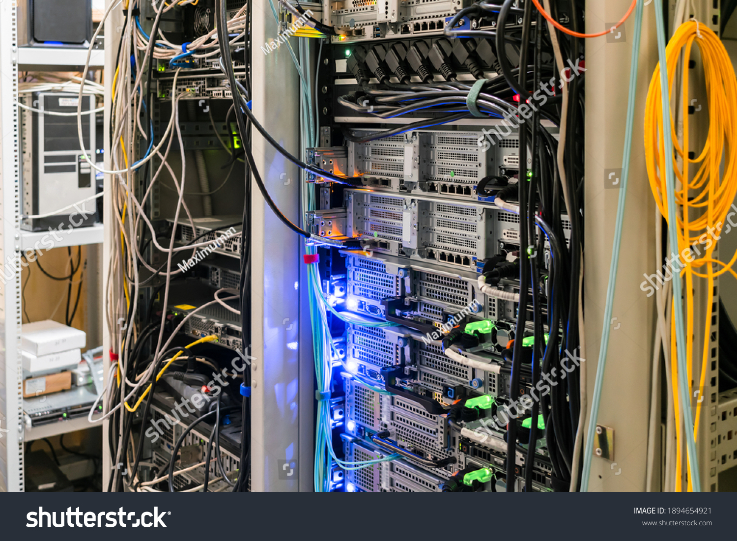 Server Room Data Center Computer Equipment库存照片 Shutterstock