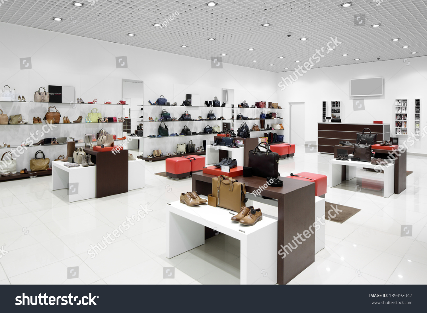 Bright Fashionable Interior Shoe Store Modern Stock Photo 189492047 ...