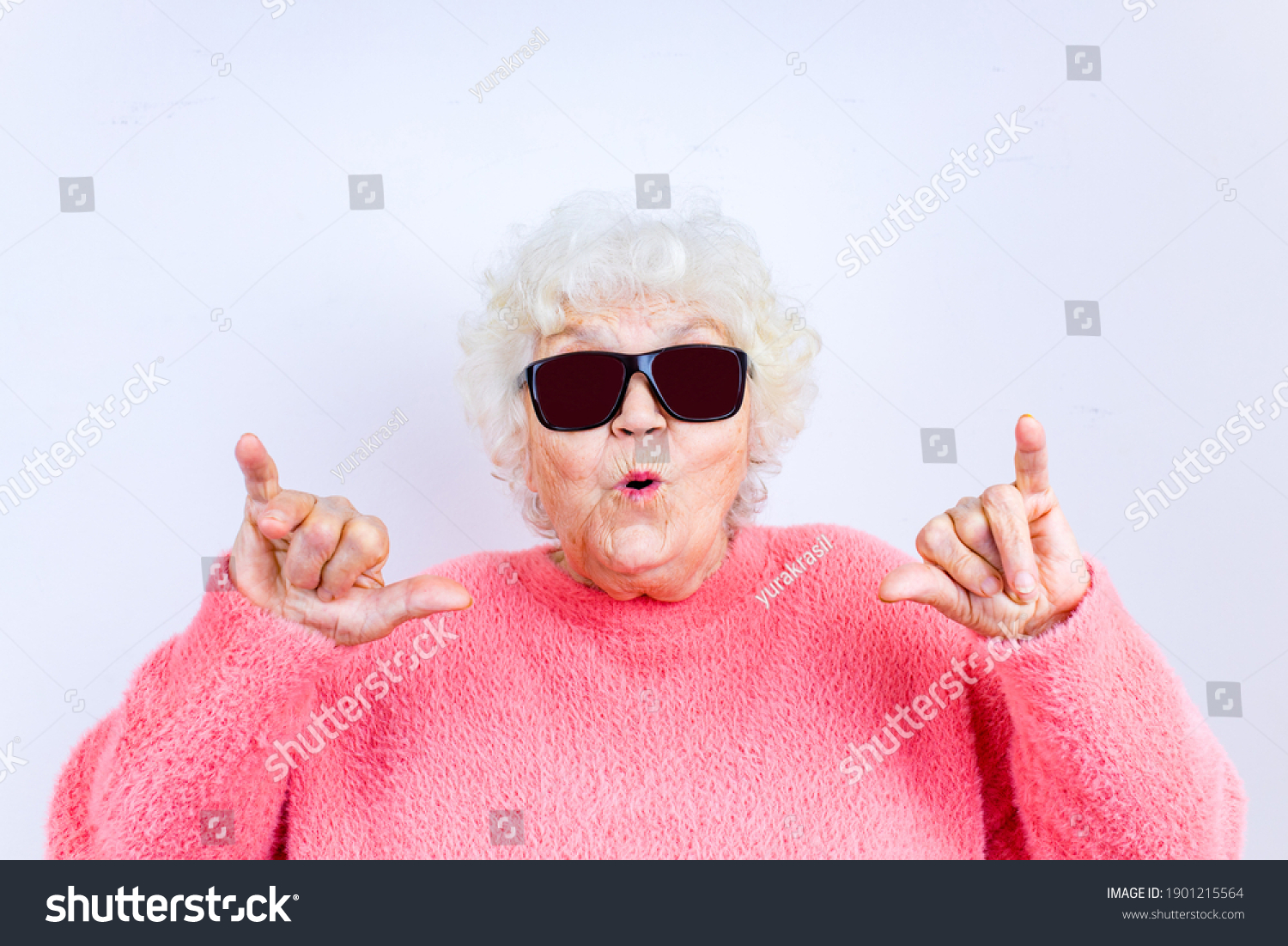 Portrait Funny Senior Blonde Woman Sun Stock Photo 1901215564 ...