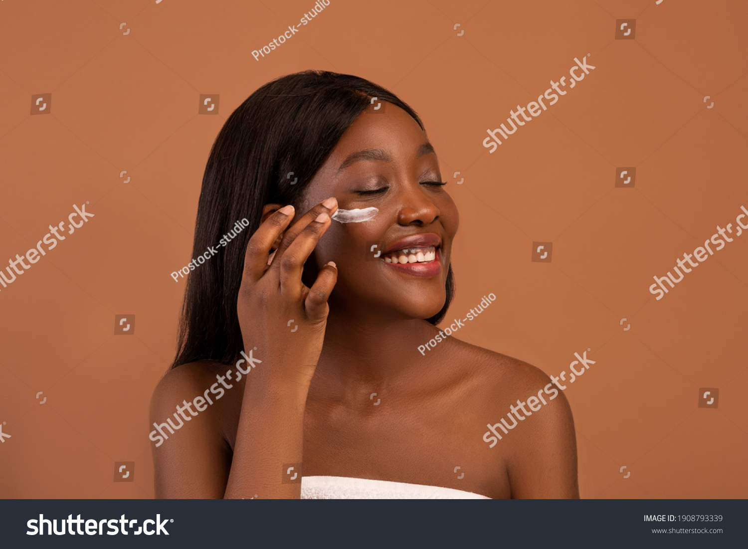 Closeup Back Naked Woman Smiling While Stock Photo Shutterstock