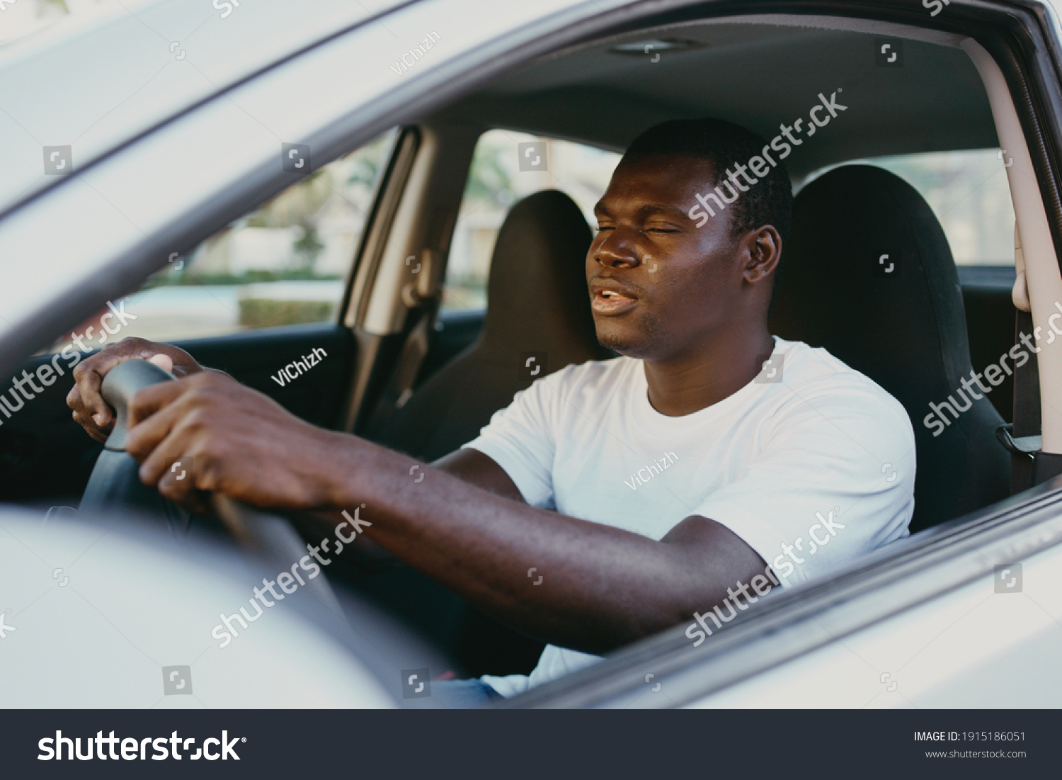 16,037 Luxury car black man Images, Stock Photos & Vectors | Shutterstock