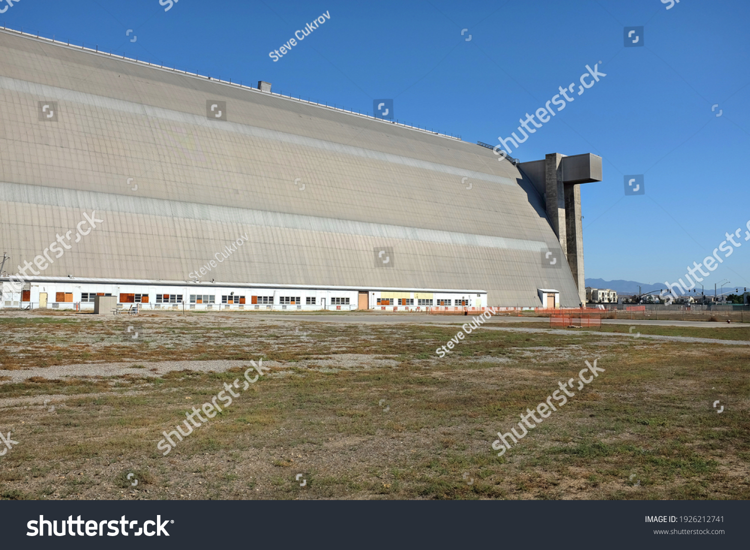 Tustin Blimp Hangar Building 29 New Stock Photo 1926212741 Shutterstock