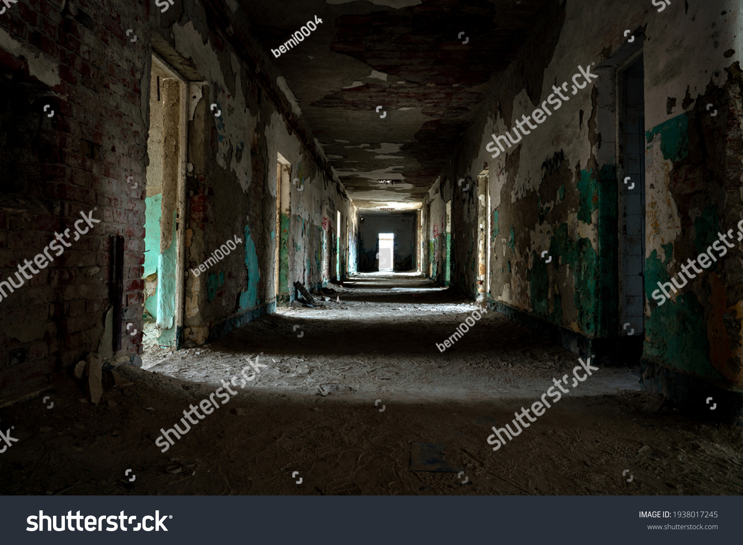 Abandoned Creepy Corridor Szentkiralyszabadja Hungary Stock Photo 