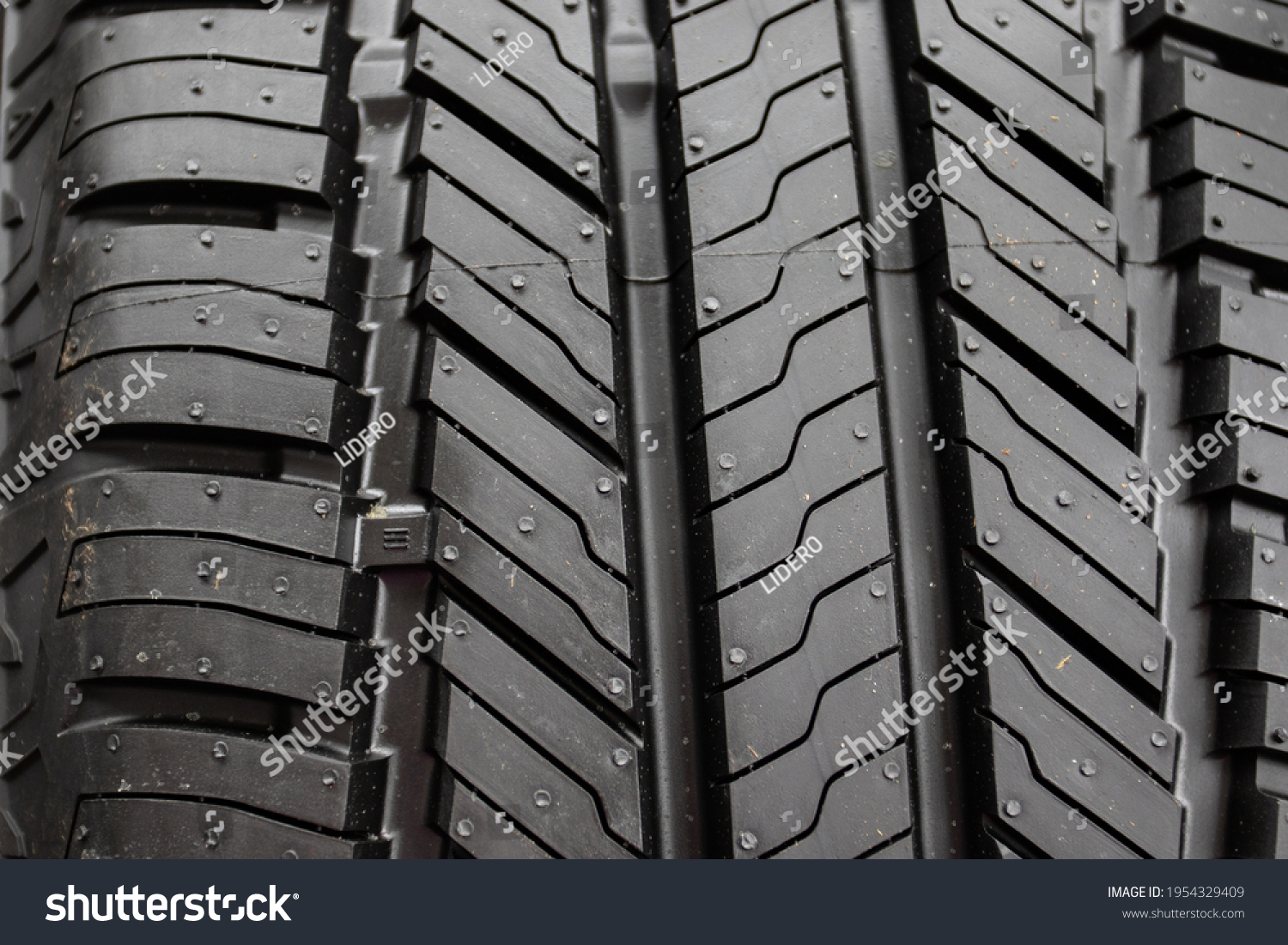 Symmetrical Directional Tire Tread Pattern Car Stock Photo 1954329409 ...