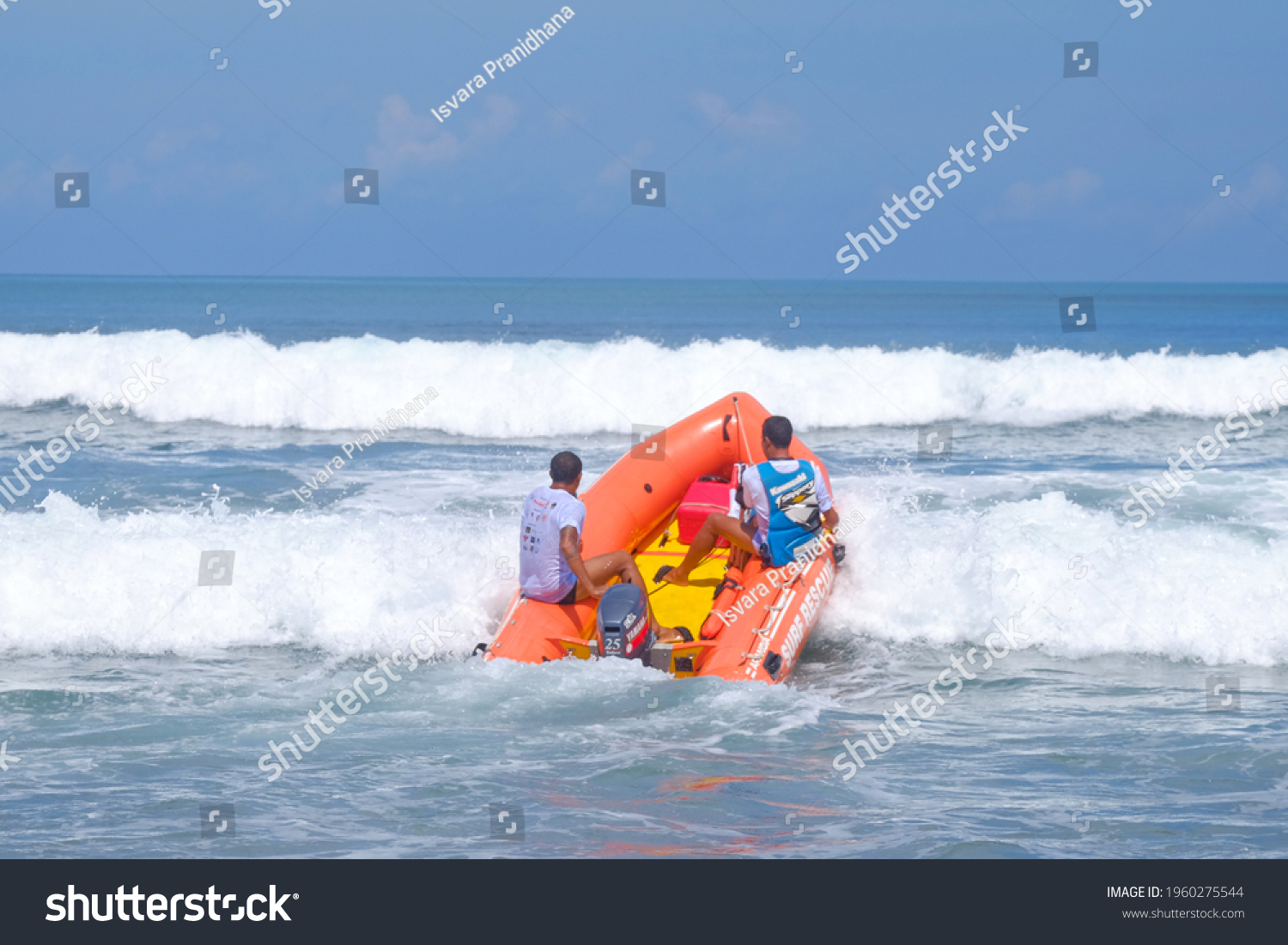 yacht rescue australia