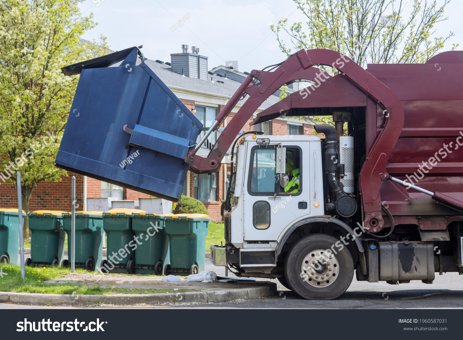 16,524 Disposal Truck Images, Stock Photos & Vectors | Shutterstock