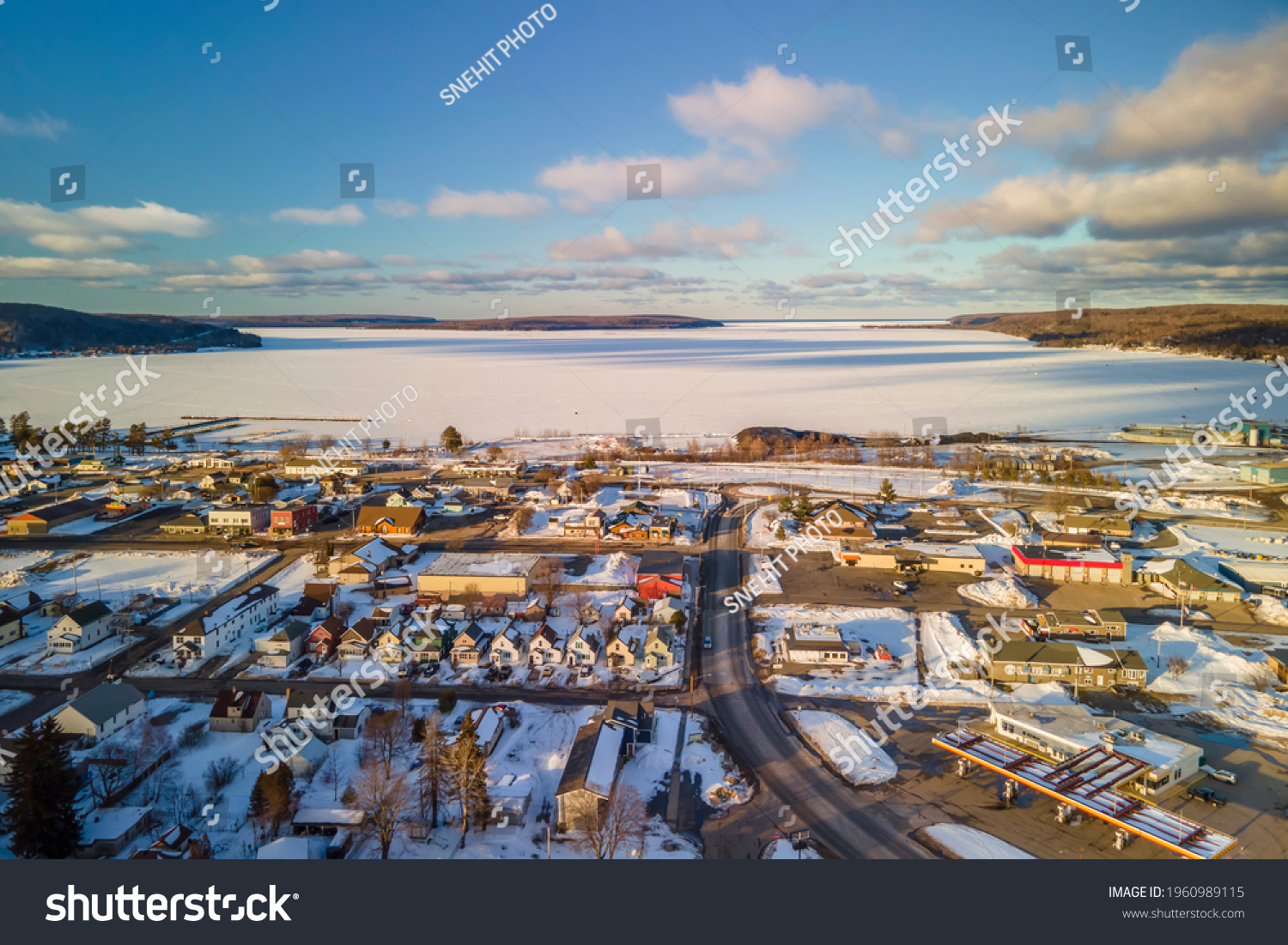 Munising Mi Usa Mar 5 2021 Stock Photo 1960989115 