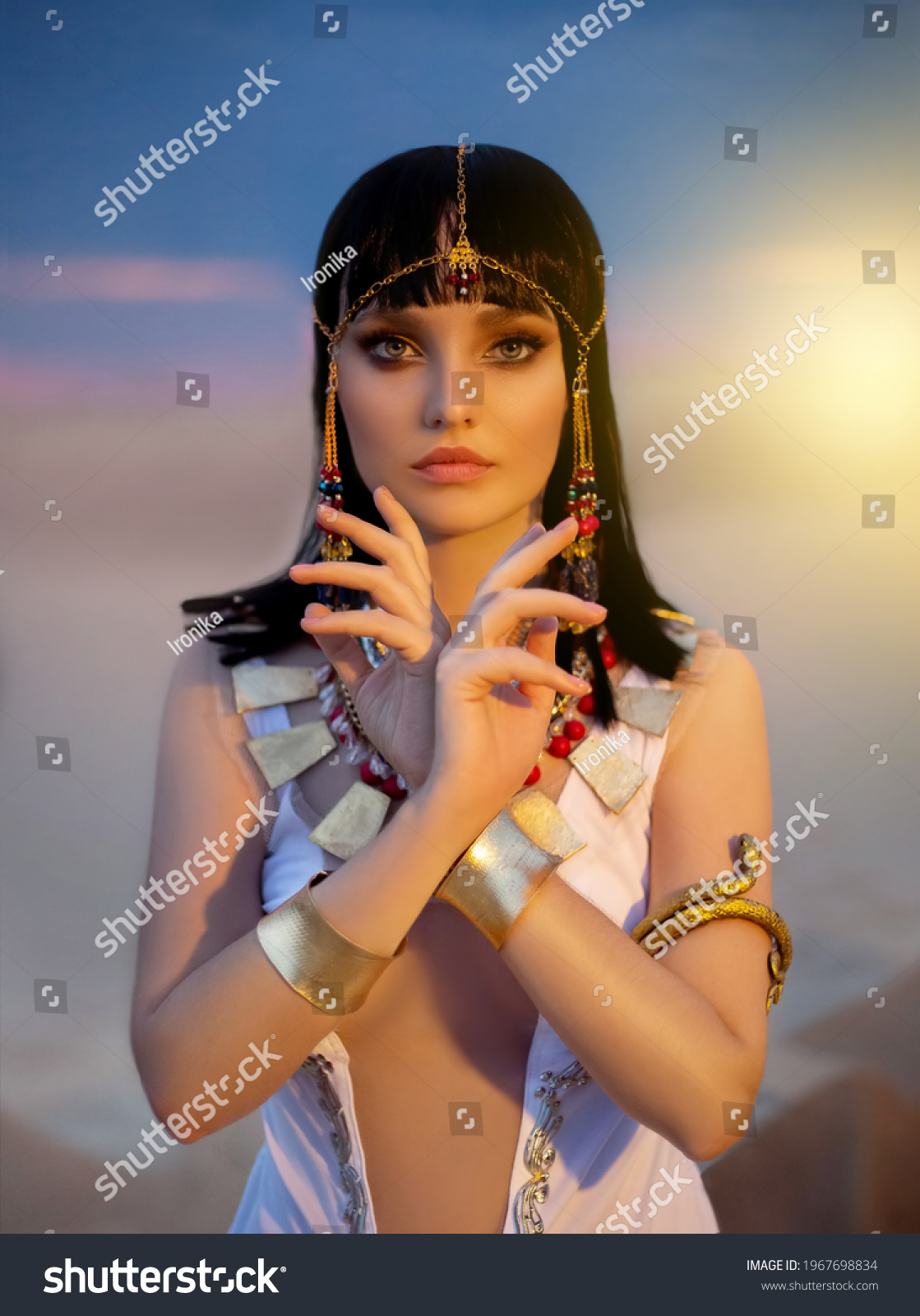 Egypt Style Woman Sexy Beautiful Girl pic