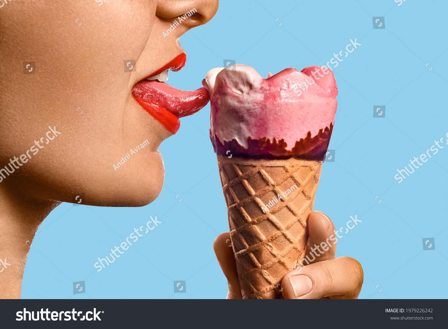 Губы и мороженое