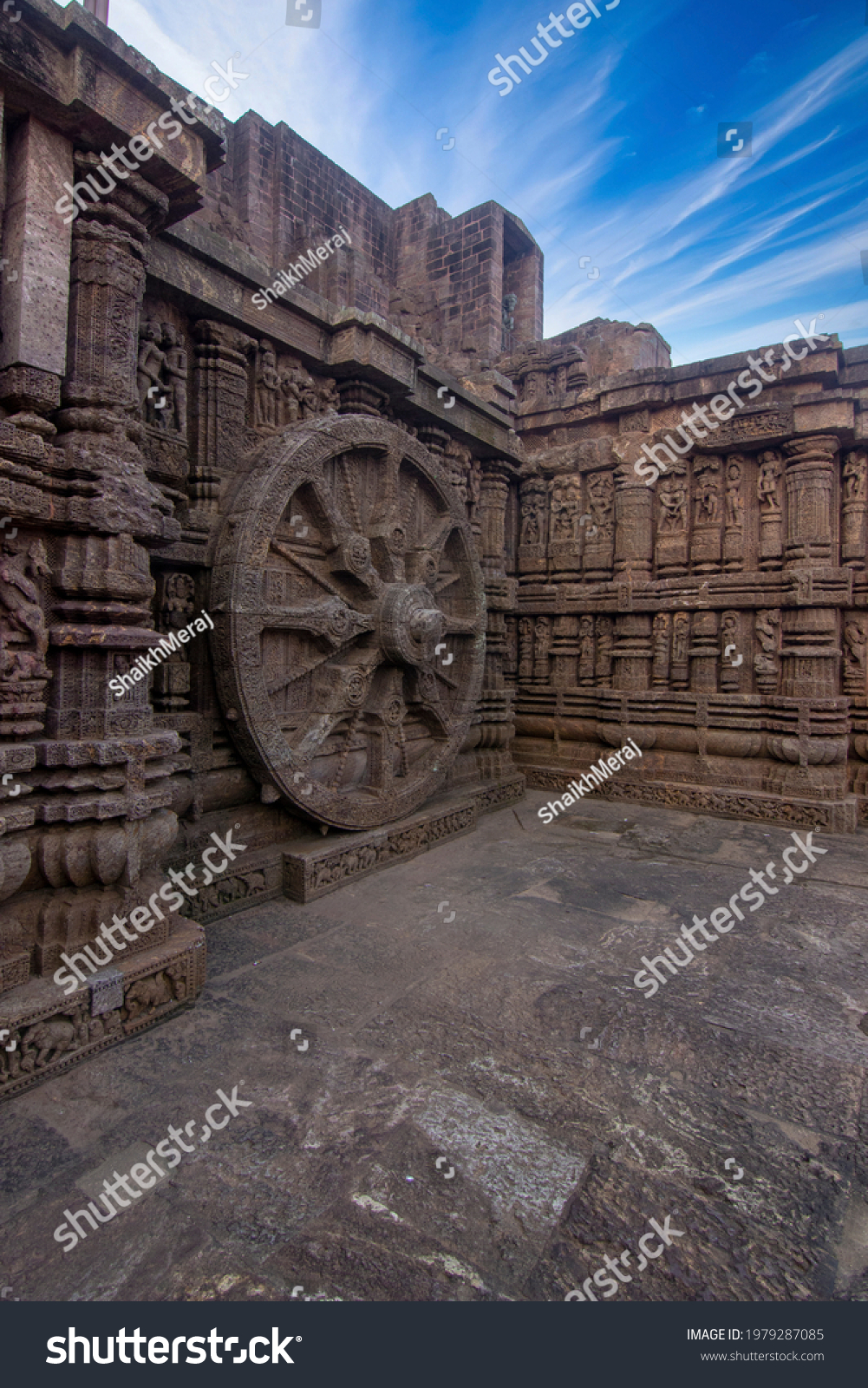 Chariot Wheel Carved Into Wall 13th Stock Photo 1979287085 | Shutterstock