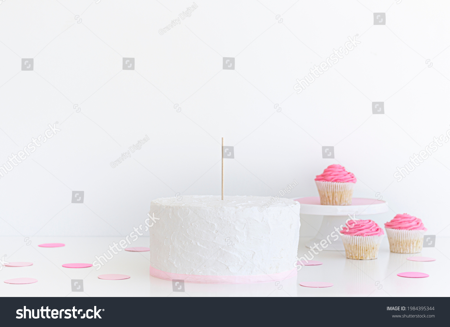 White Cake Cake Topper Stick Blank Stock Photo 1984395344 | Shutterstock